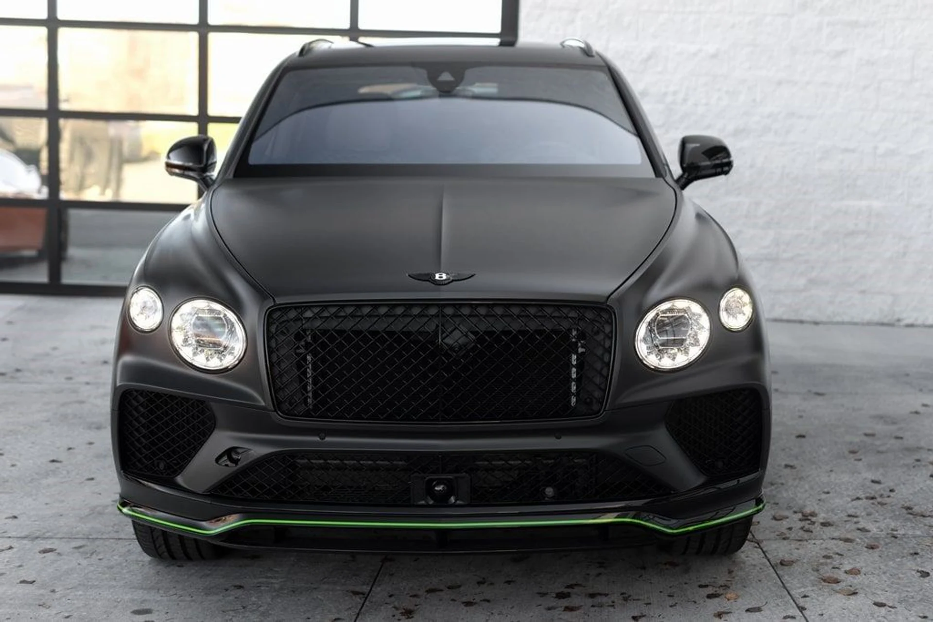 mph012_3453258272_9156c118b8da3f9425aed773d9b03d28x_f273a95eb8