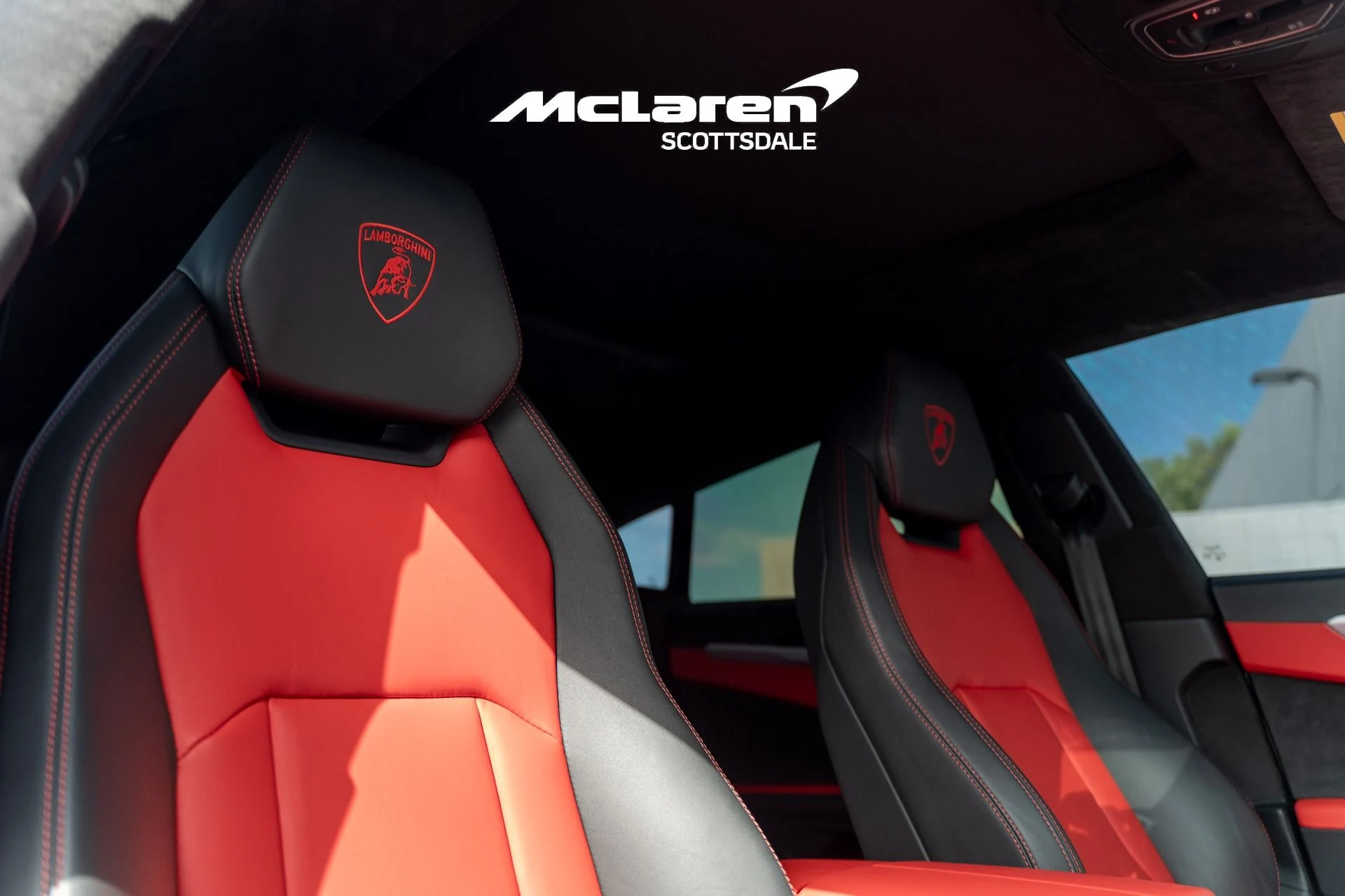 mph012_3456019615_Used_2022_LAMBORGHINI_URUS_1784317605_997284394e