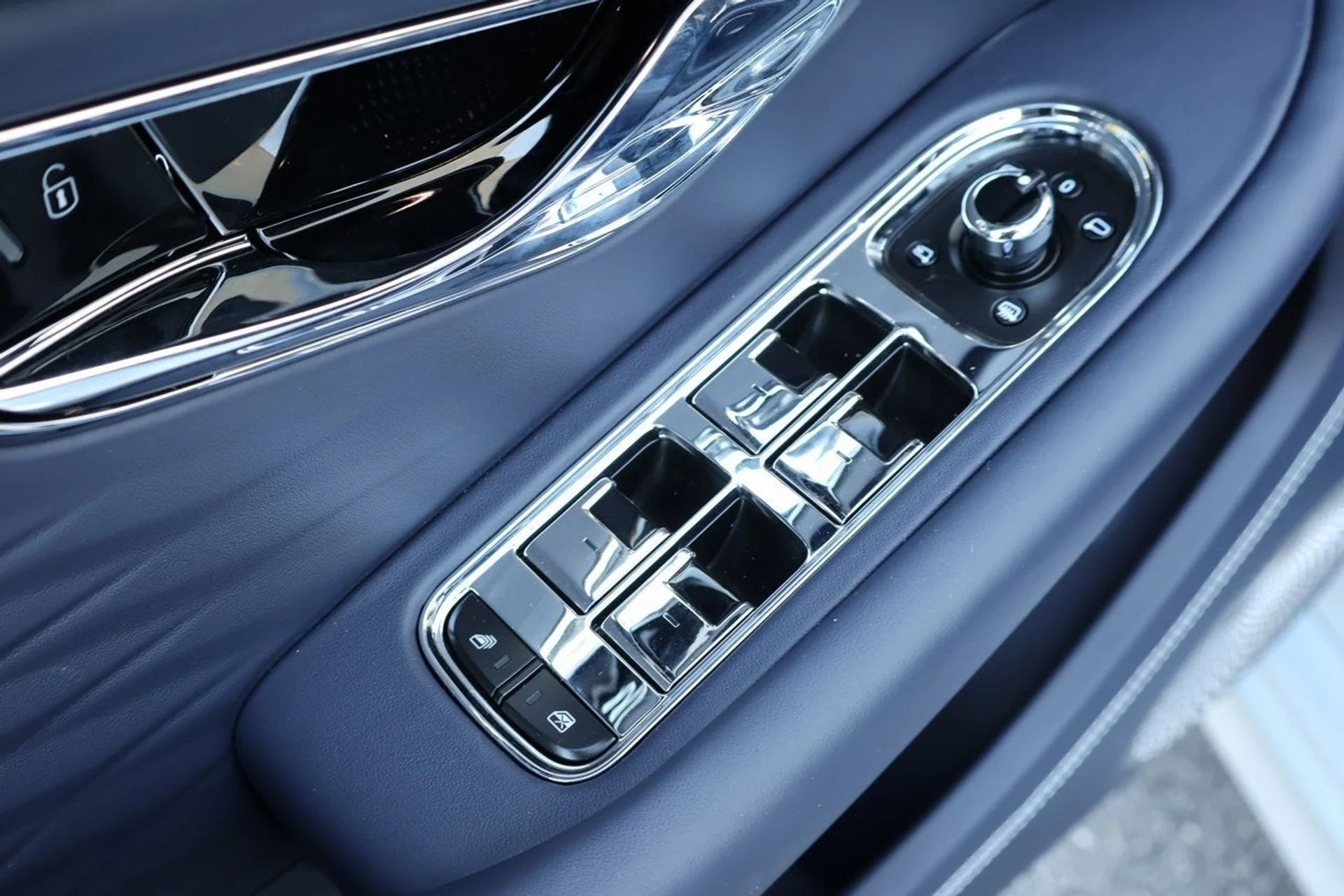 mph012_346404374_13_0a540e7389