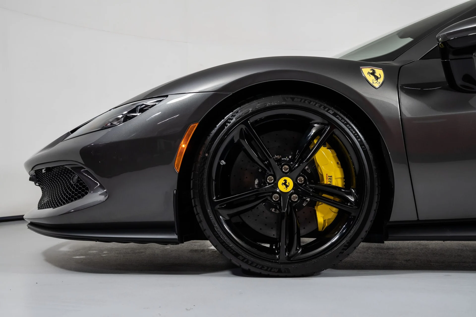 mph012_346796129_8d2c927c402d454d80df434554be7efe_68babbb7fc