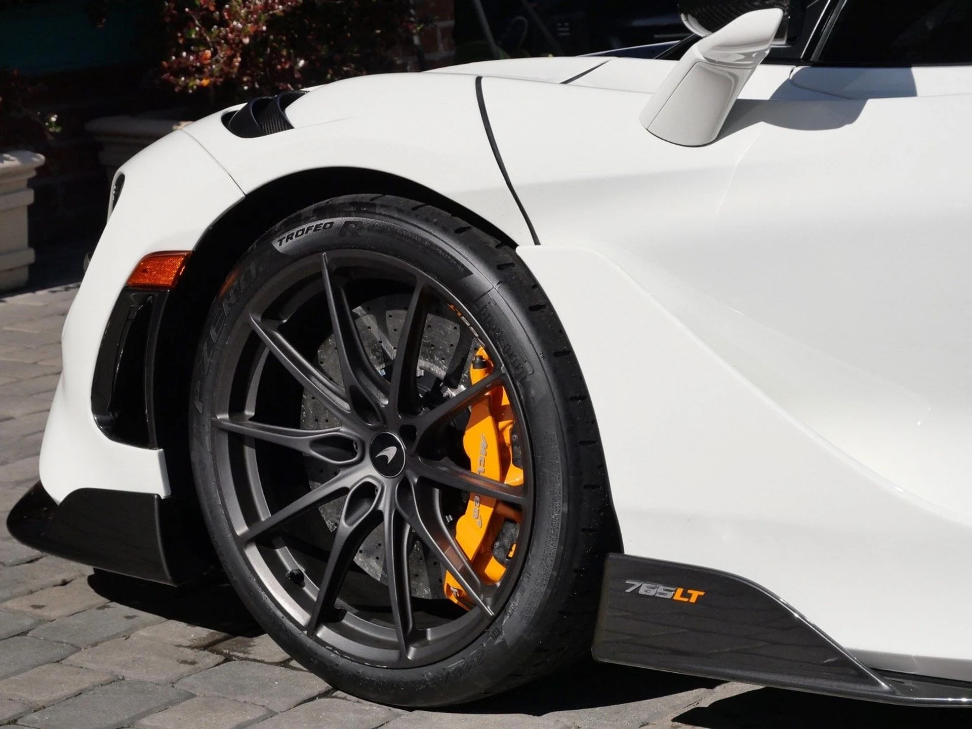 mph012_3470303225_407b12c95d8d6ec3d3949b47e904fed8x_5dbdc19358