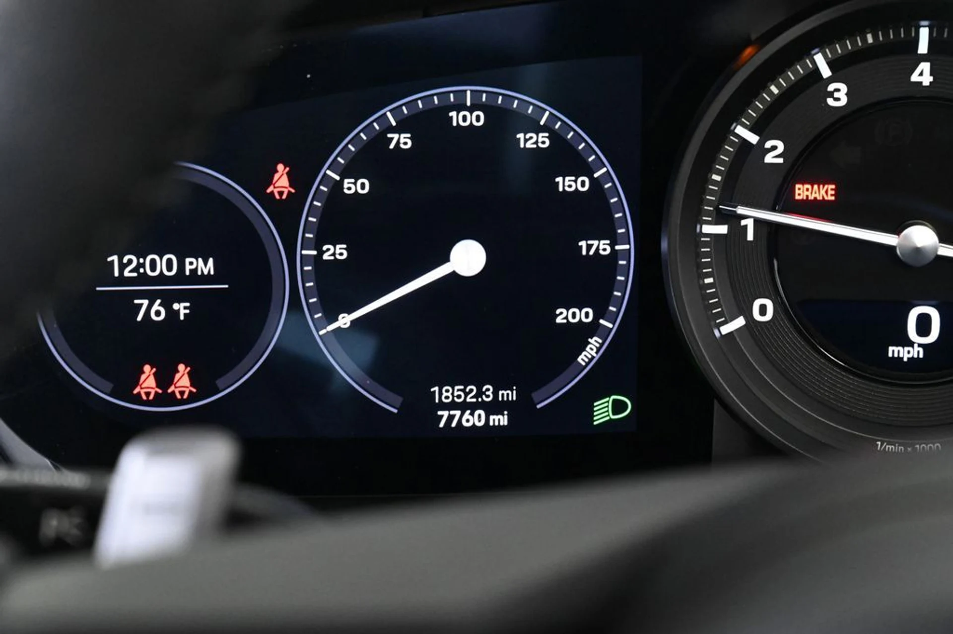 mph012_3488151244_b546b514c5fe787cf90d6370fe4153c8x_c702383e43