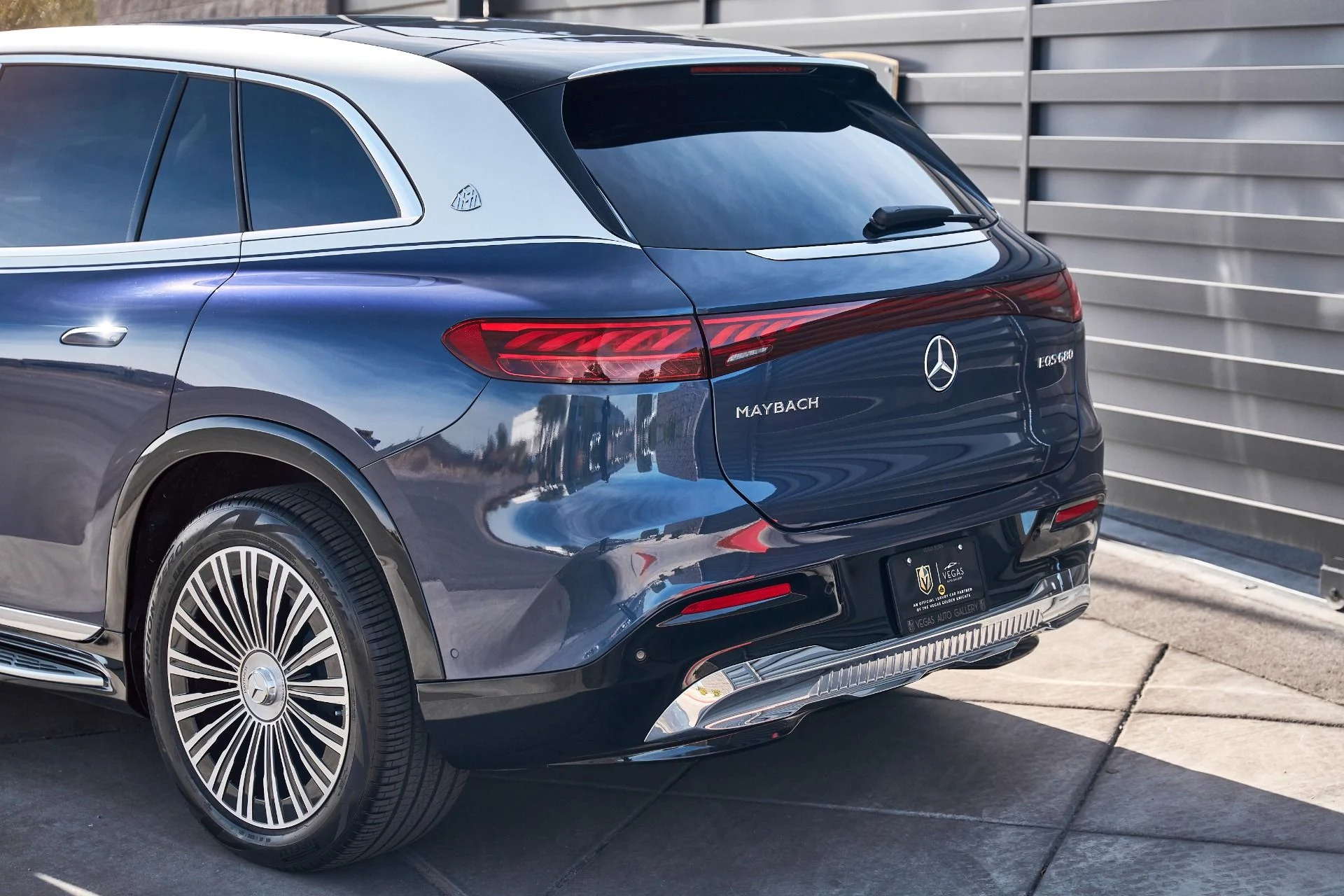 mph012_3488263195_Used_2024_Mercedes_Benz_EQS_Maybach_EQS_680_1766455836_677bd900ff