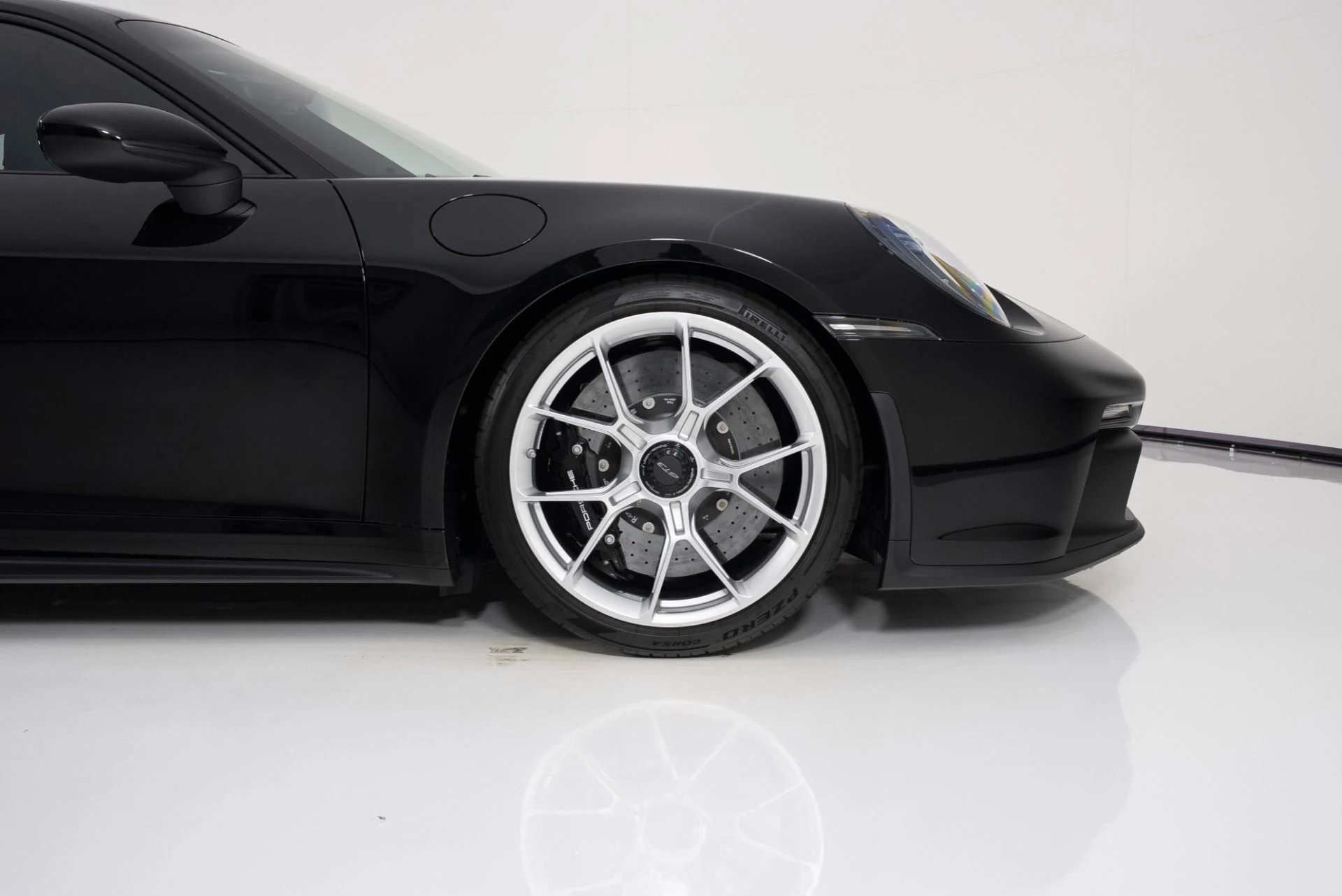 mph012_3494757012_Used_2022_Porsche_911_GT_3_1757453041_18c3b5be56