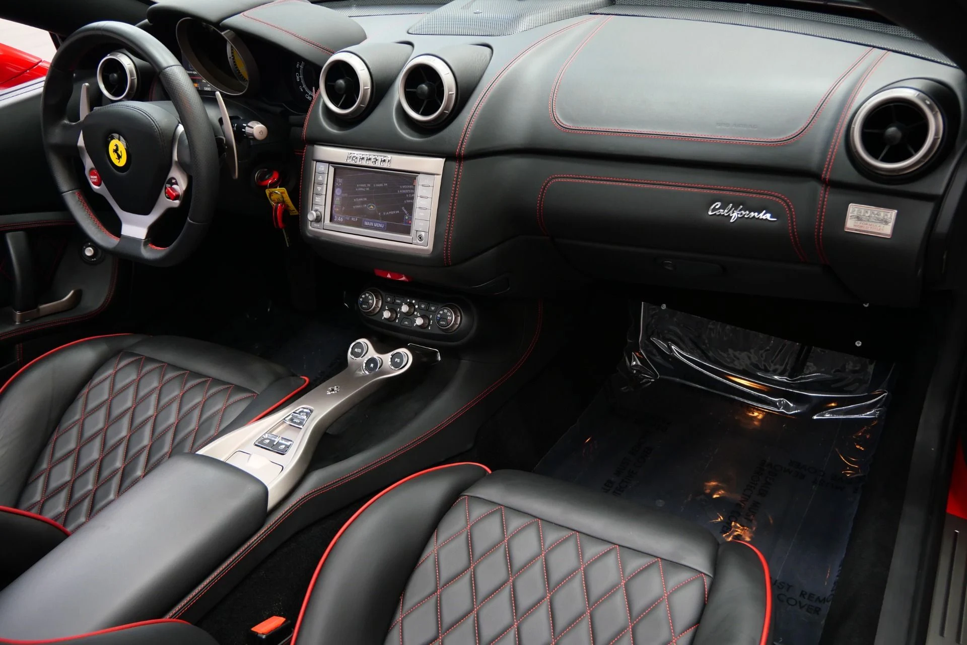 mph012_3497976430_Used_2011_Ferrari_California_1753808084_8a721d7d75