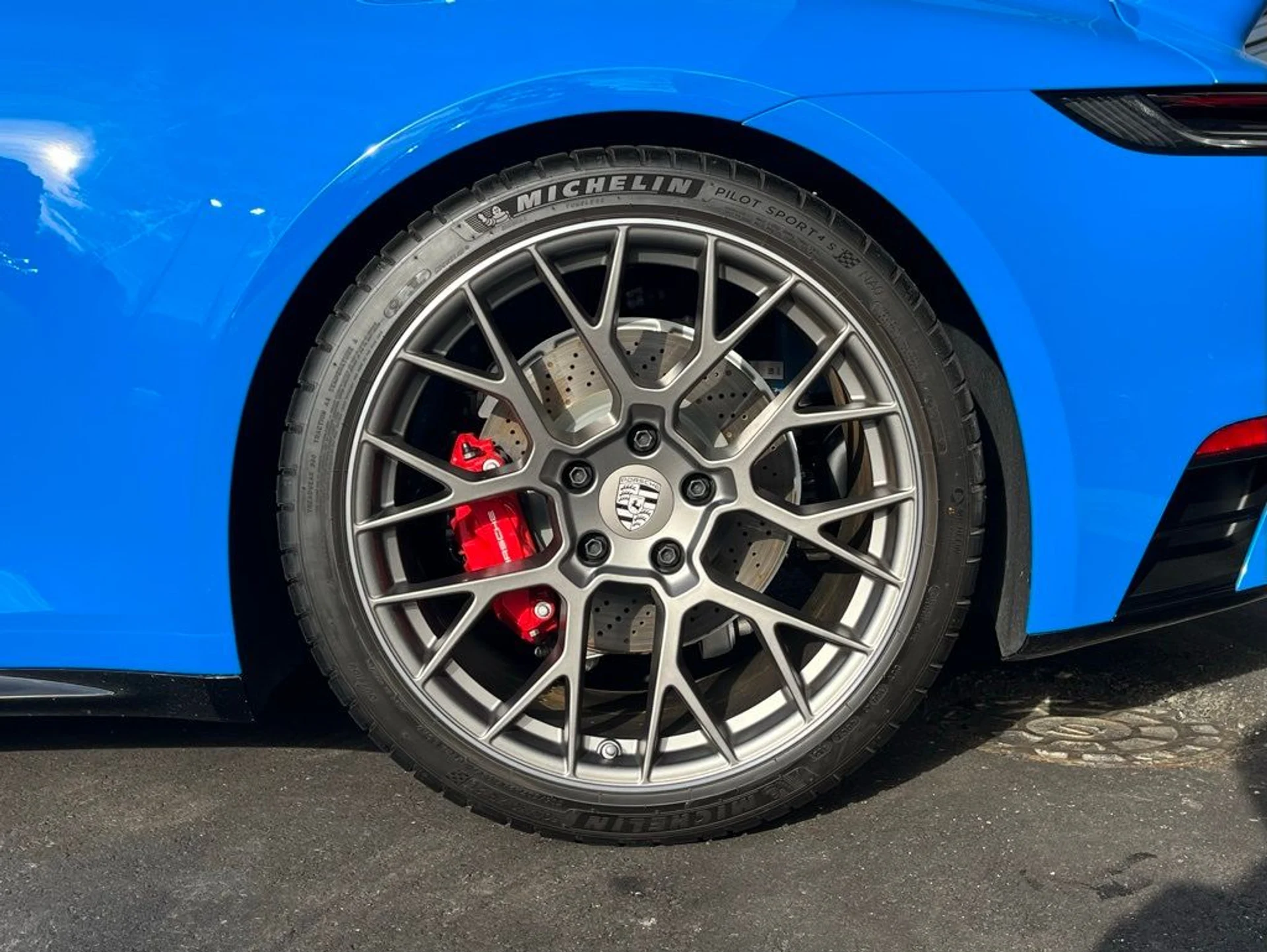 mph012_3510584534_fa7a134cc403745b7539021998ea0f3e_5284e1e4a4