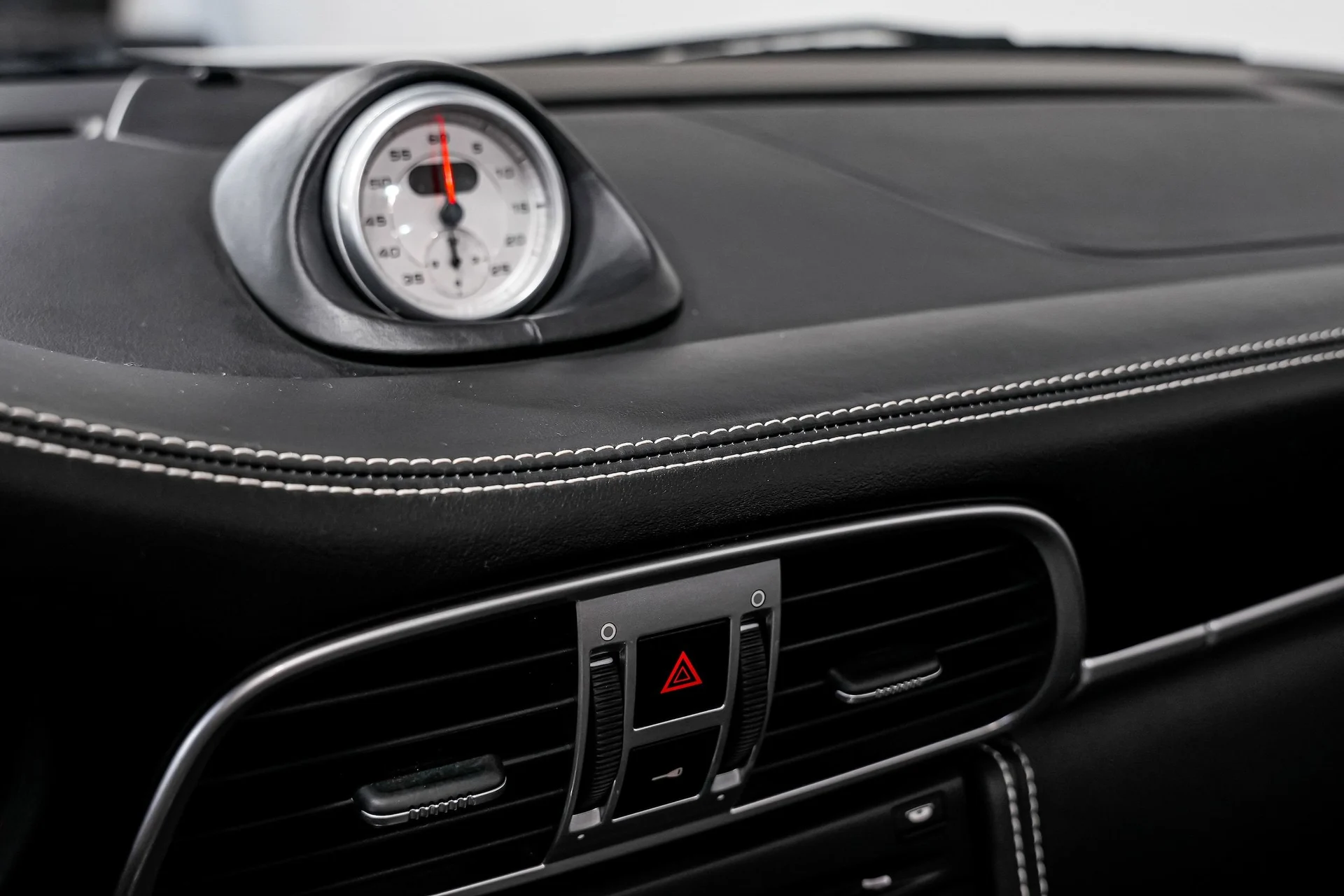 mph012_3517748332_32a007e23cf8ef8bbd301685d9935e66x_88f755d125