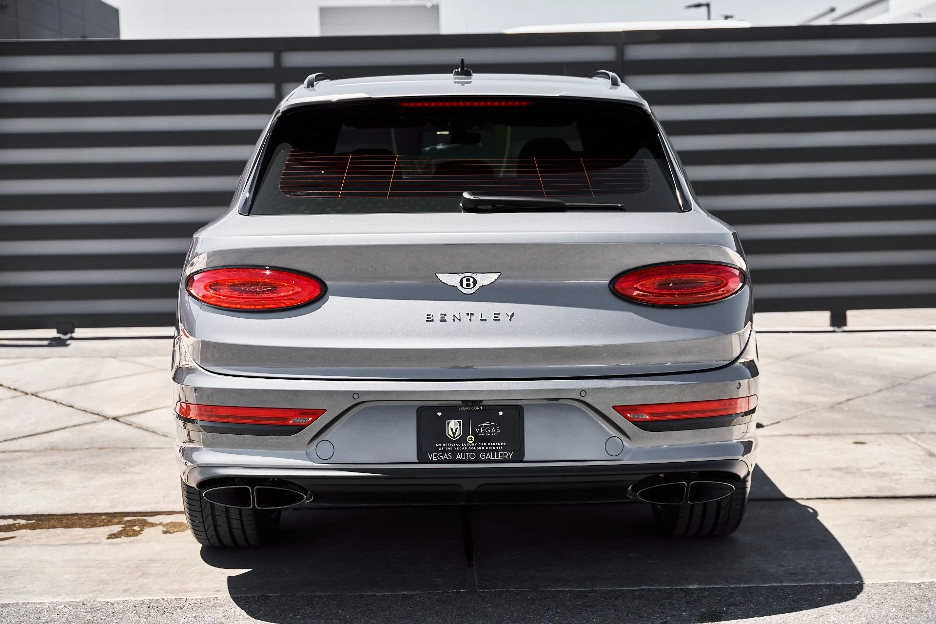 mph012_3518585739_Used_2024_Bentley_Bentayga_1778202780_4c9576e8e6