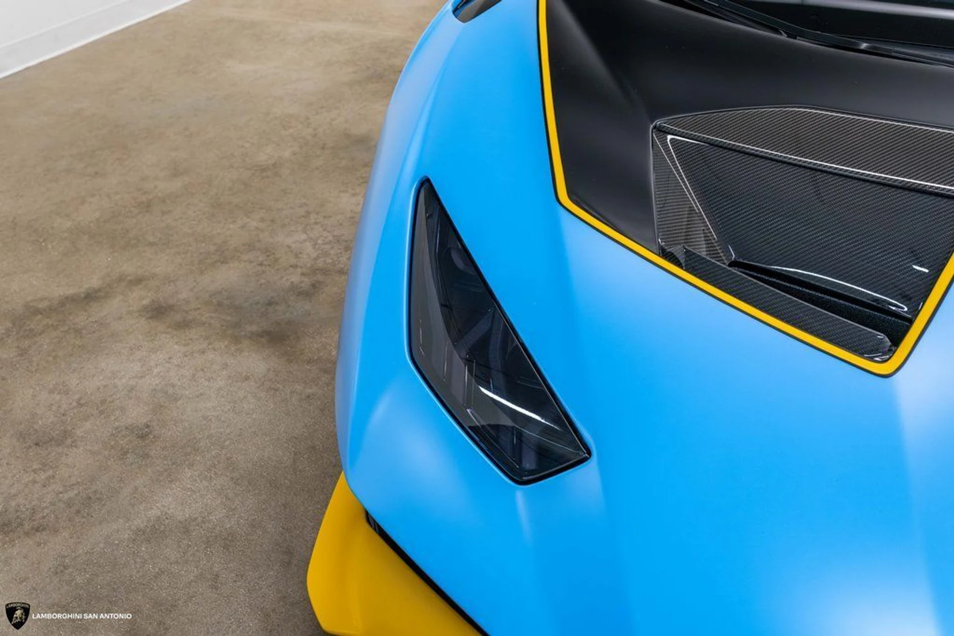 mph012_3520102773_a5df7034d510d4aebbc5dc0fc7bbd754x_0406425cda