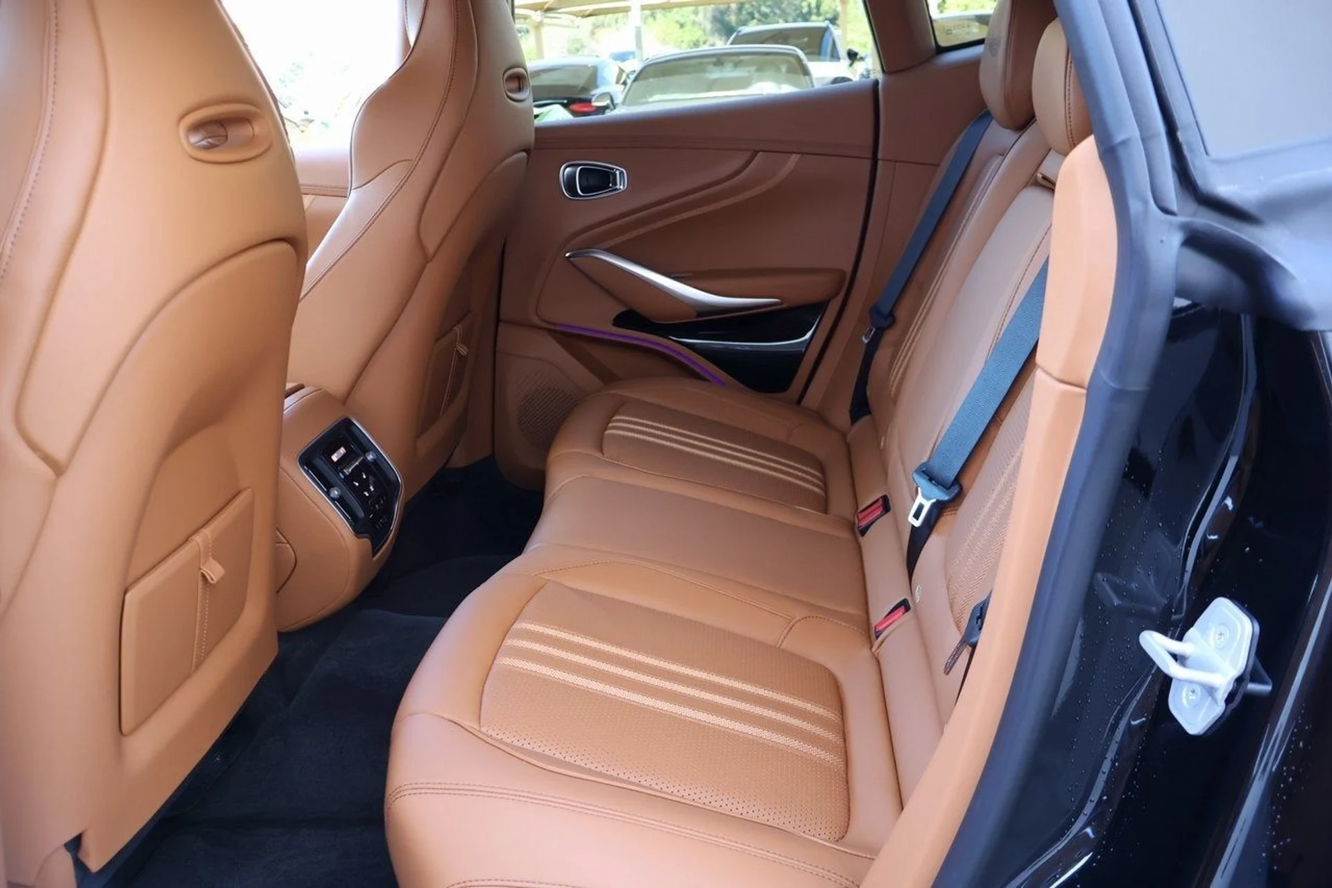 mph012_3530858788_13_3dd1d53eca