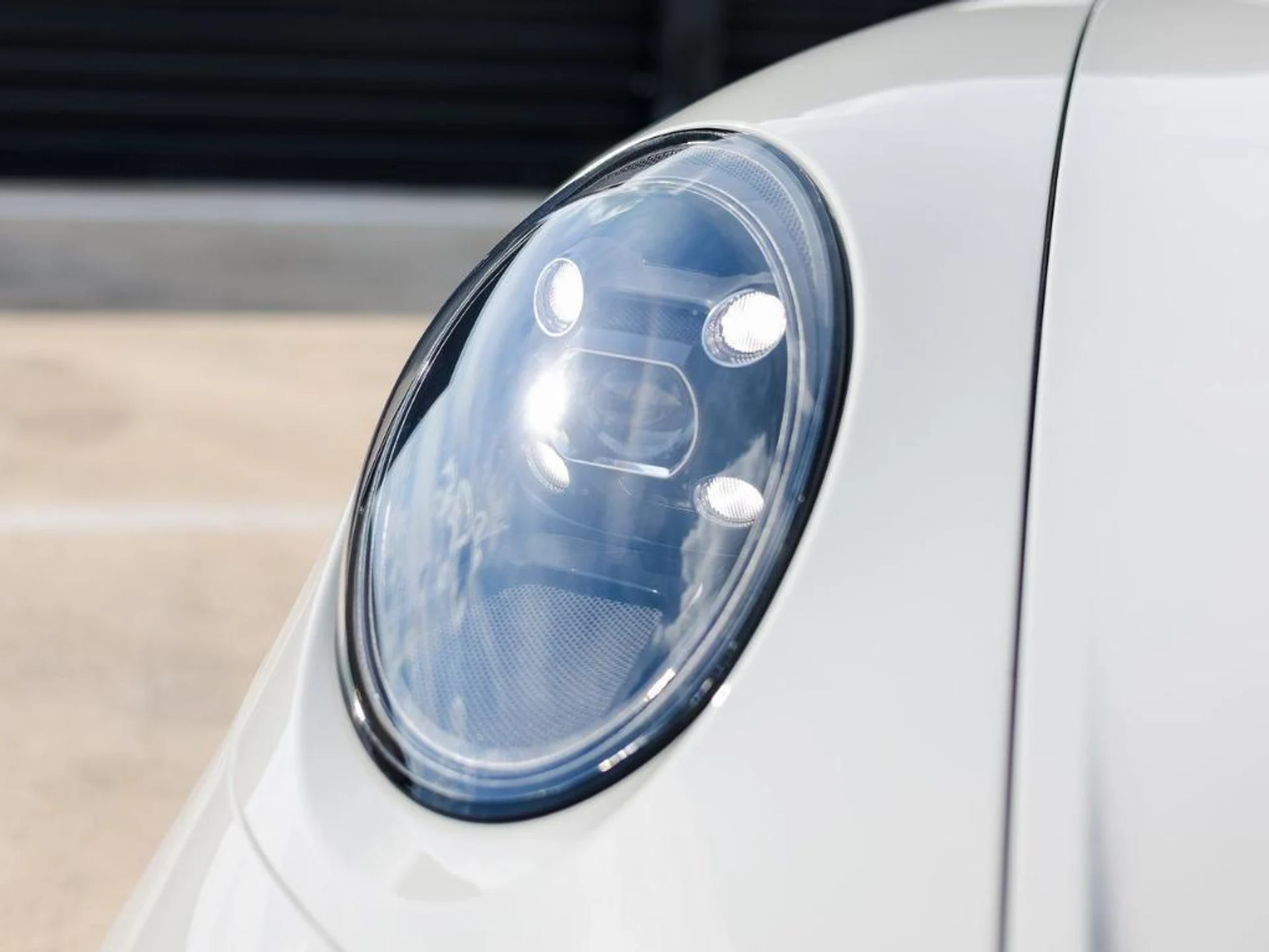 mph012_3536293669_ZUW_15_C_Df_Zi_Vdu6_DG_4n_DO_2_KR_Ri_U_a123a69451