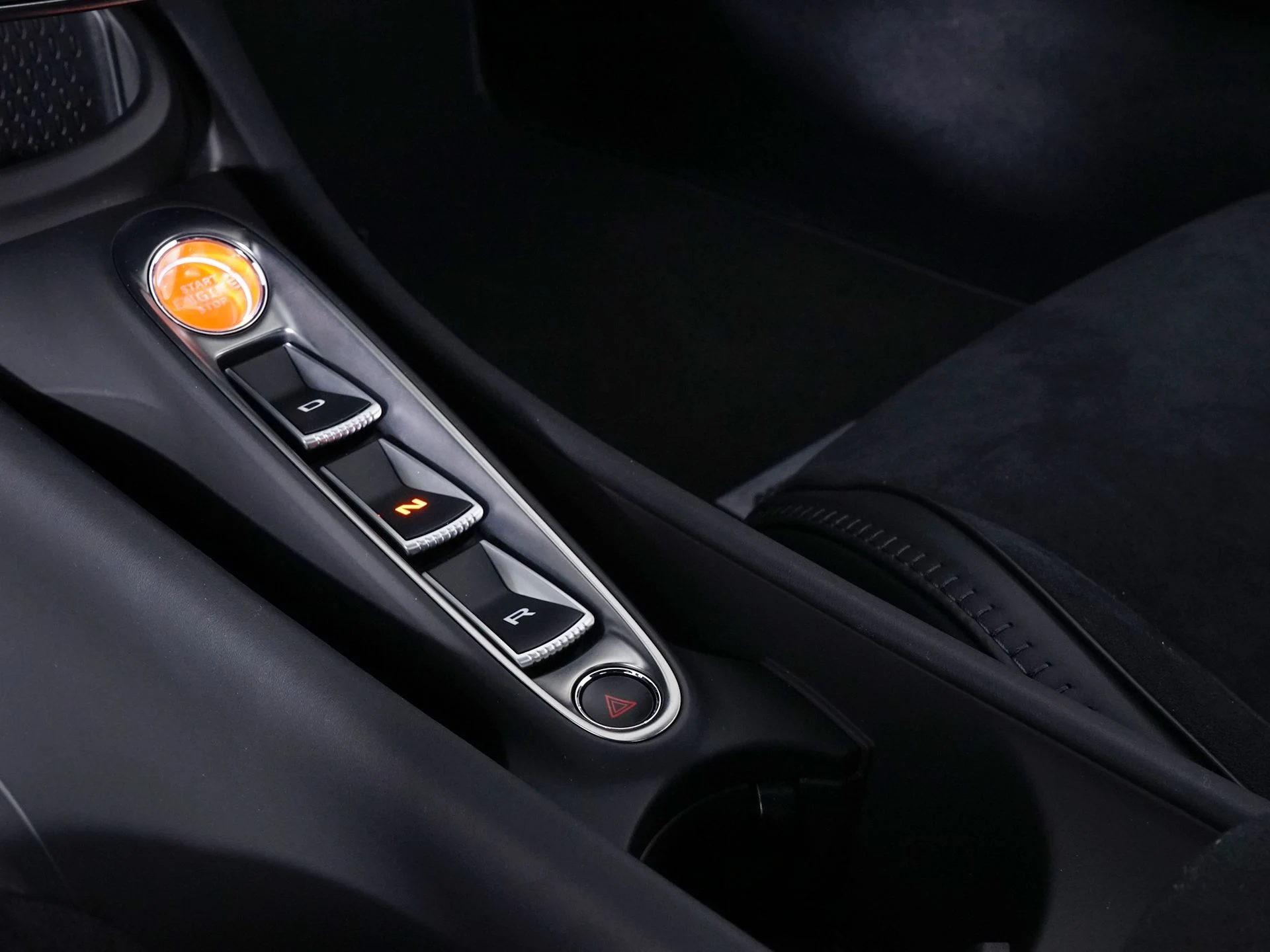 mph012_3542230794_67d982a884f04ffb6bcefafcea242505x_9828d51127