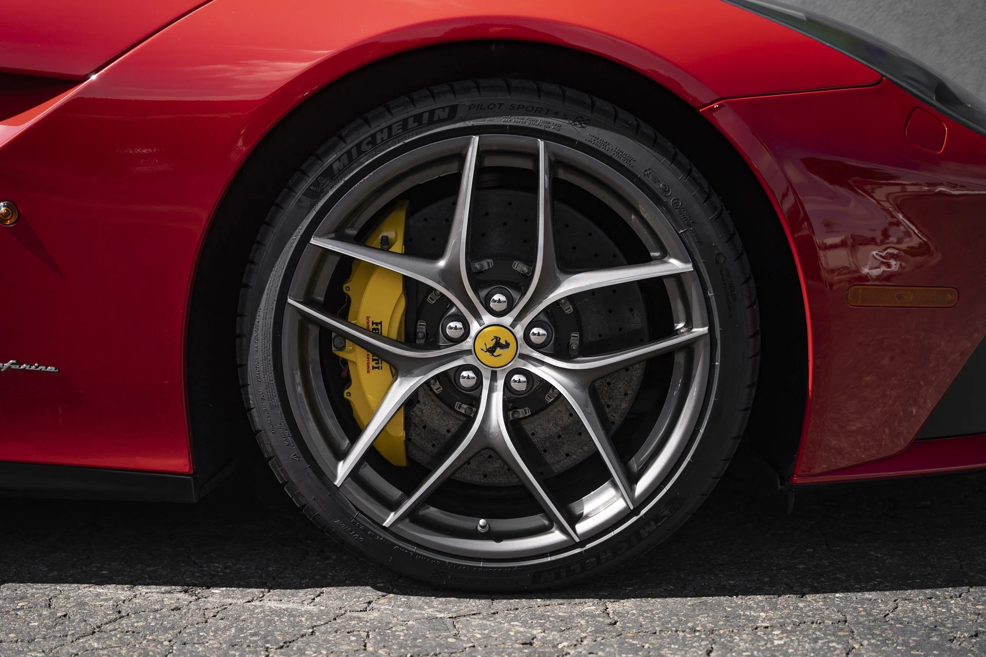 mph012_3549566572_35615f7d42e44f338f375cbd2e302d11_b206f4021b