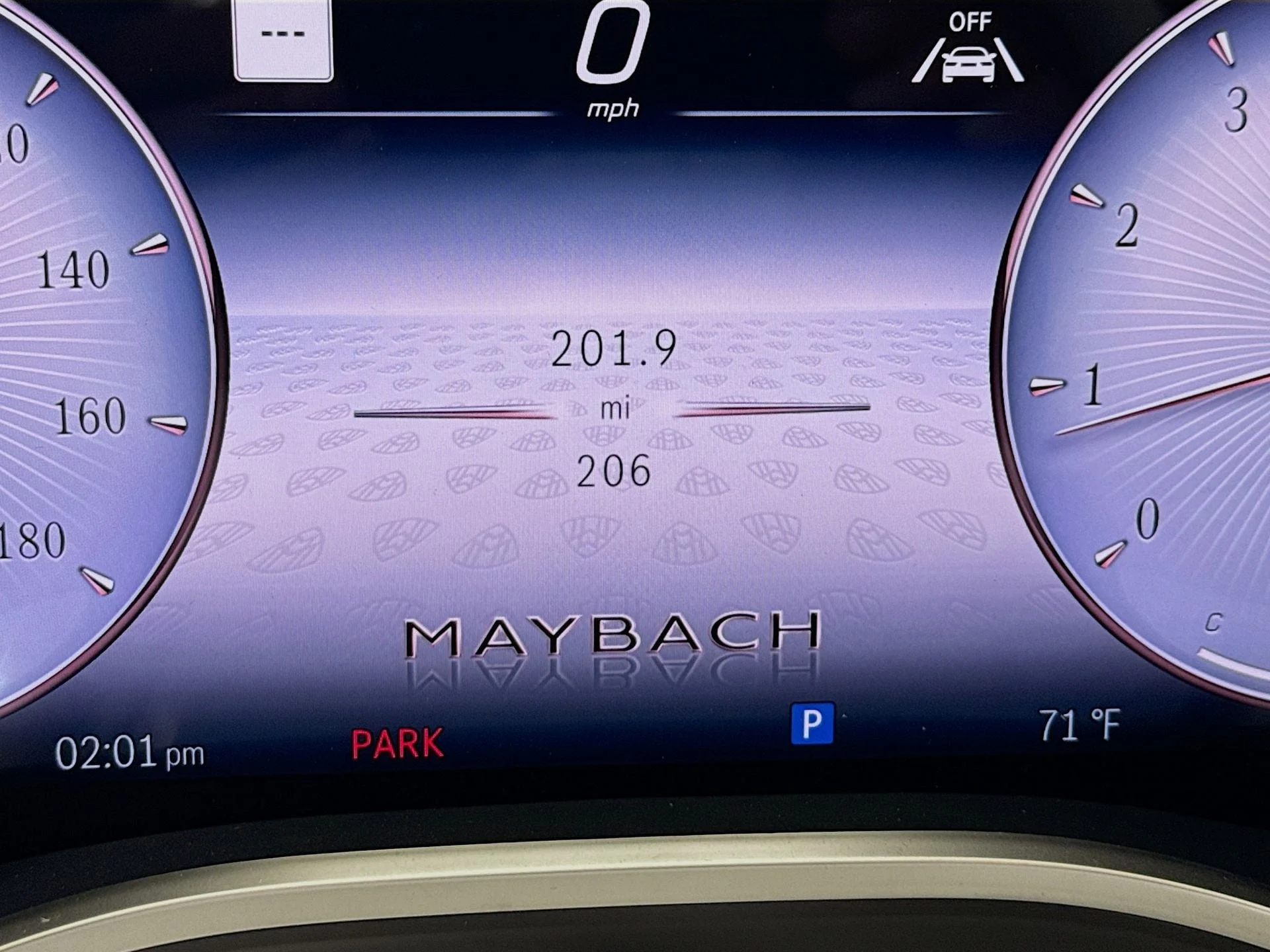 mph012_3550305129_130b0086da93c0c52d7e47bc57860be9x_6a3fc067c0