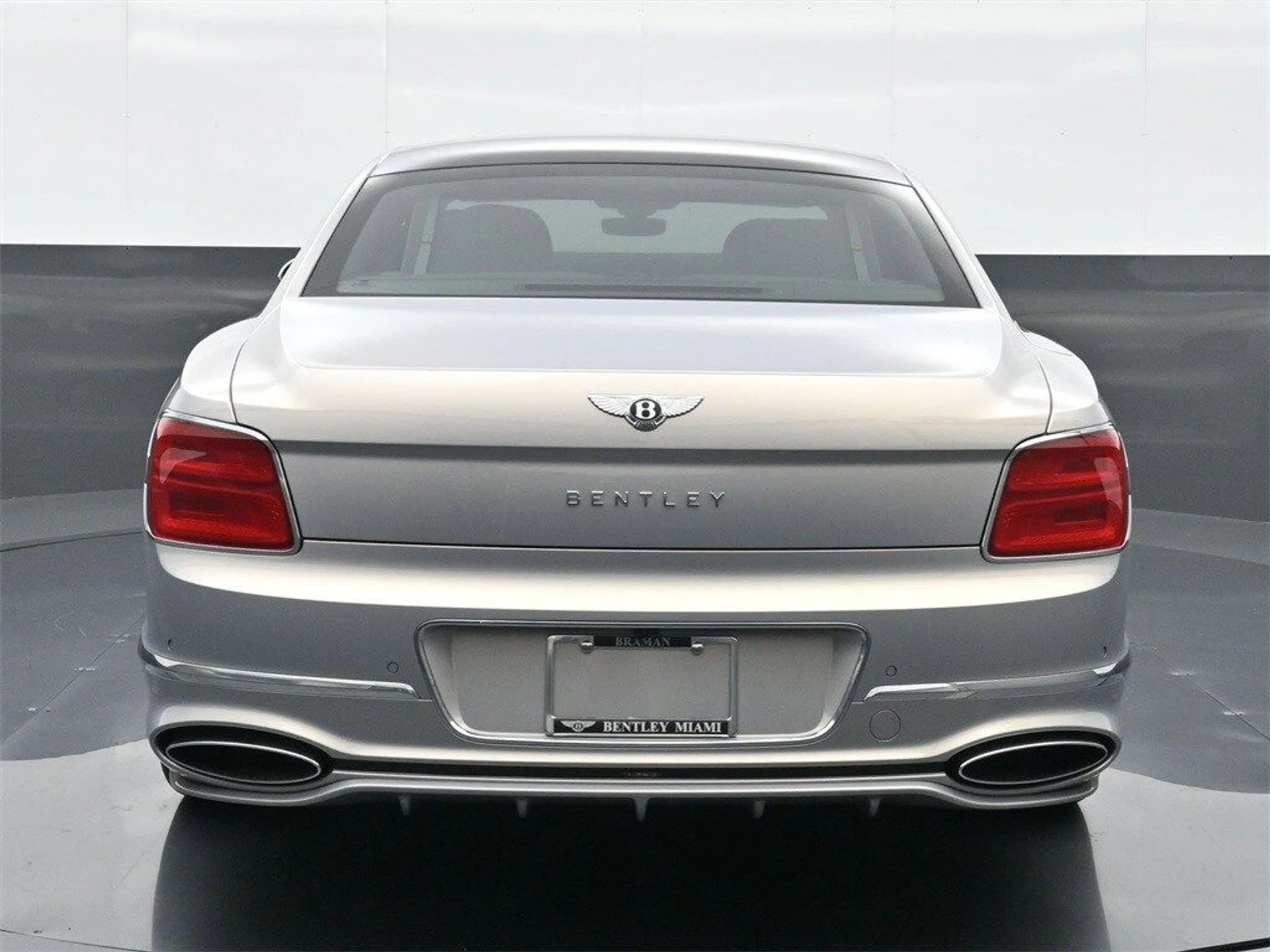 mph012_3552627698_f5c7882625144dc25879b00a9ade8809x_f0745cfb2d