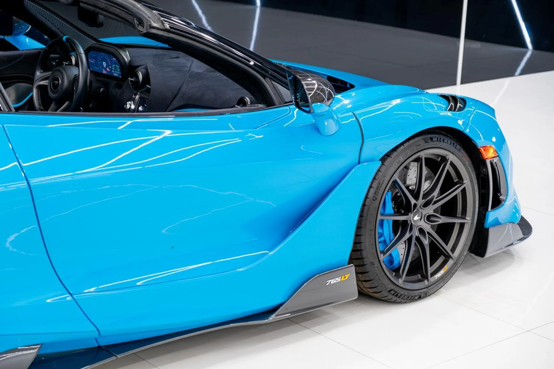 mph012_3563434320_738b4b06479887a726632800c2f403a0_161e369cf9