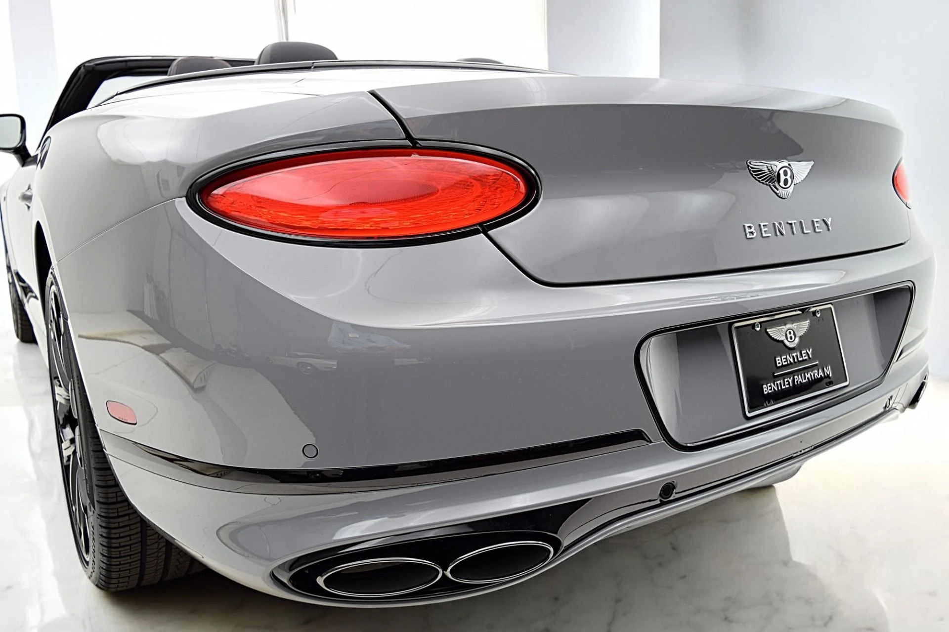 mph012_3571322815_Used_2023_Bentley_Continental_GTC_S_V8_LEASE_OPTIONS_AVAILABLE_298839b846