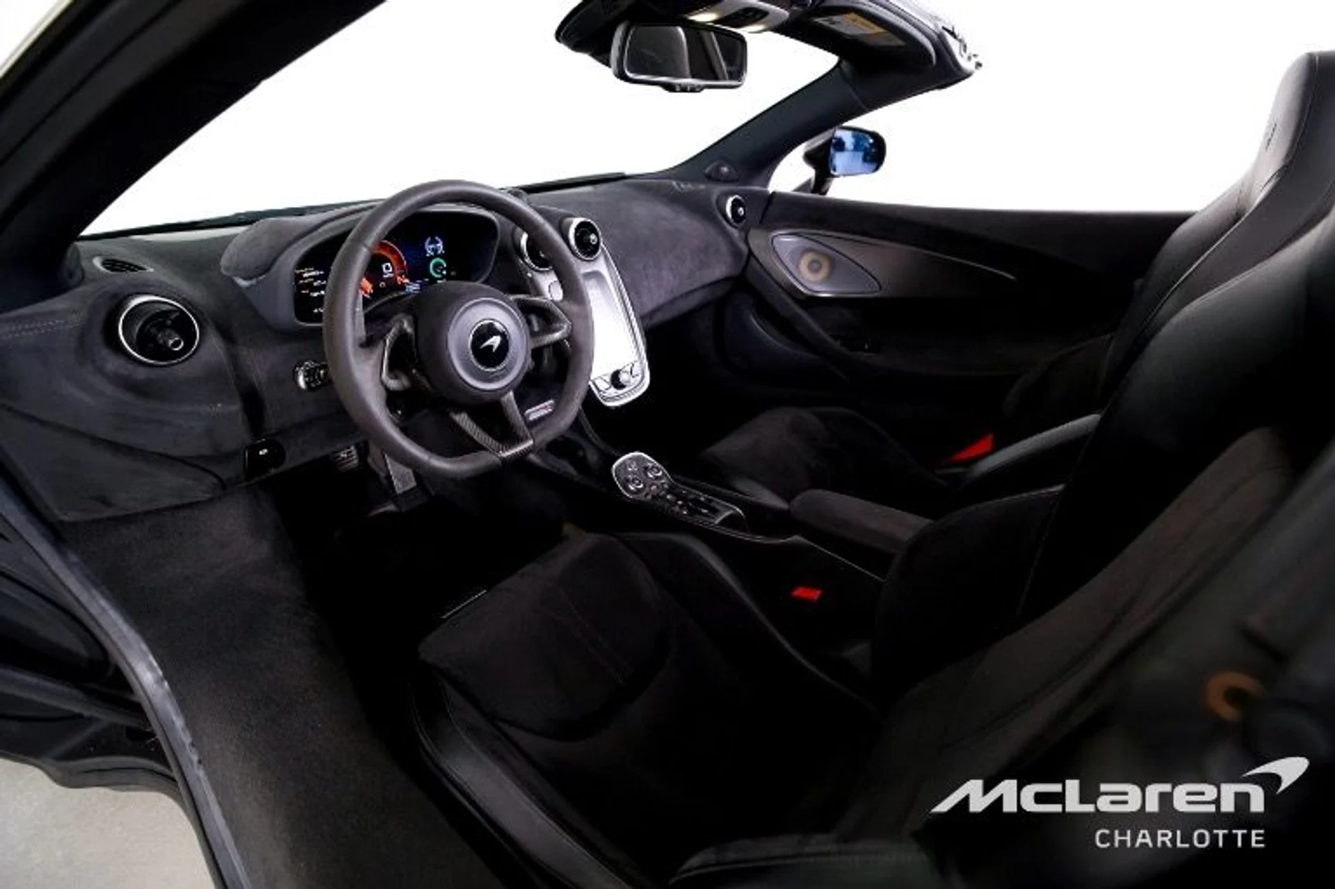 mph012_357176717_Used_2020_Mc_Laren_600_LT_Spider_5da47079b7