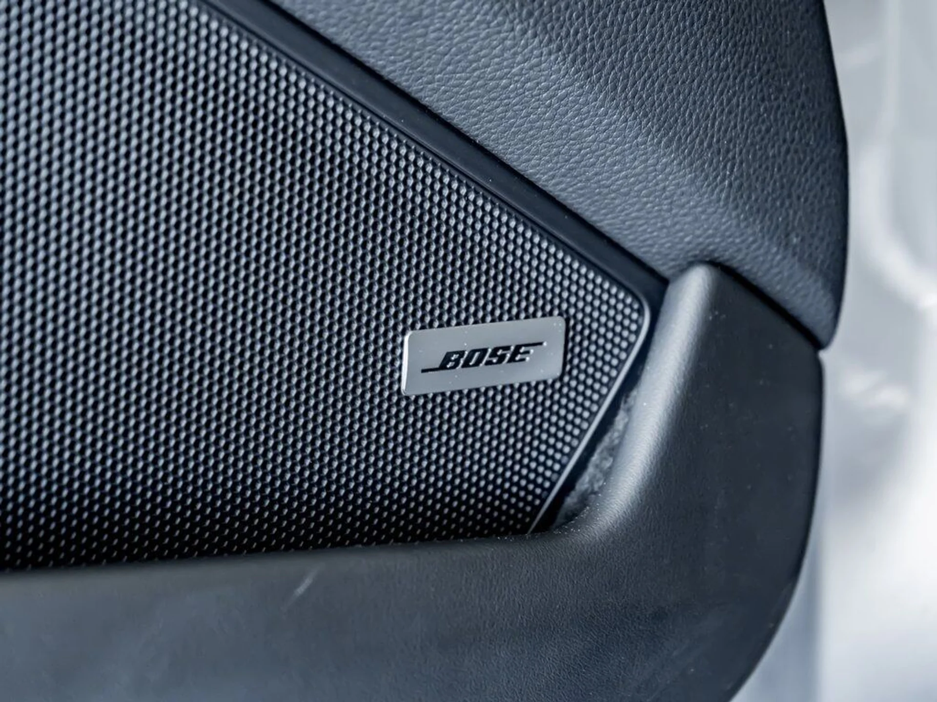 mph012_3574905266_3f130f54e7f9f648c2bc76533c2972bc_39432a8539