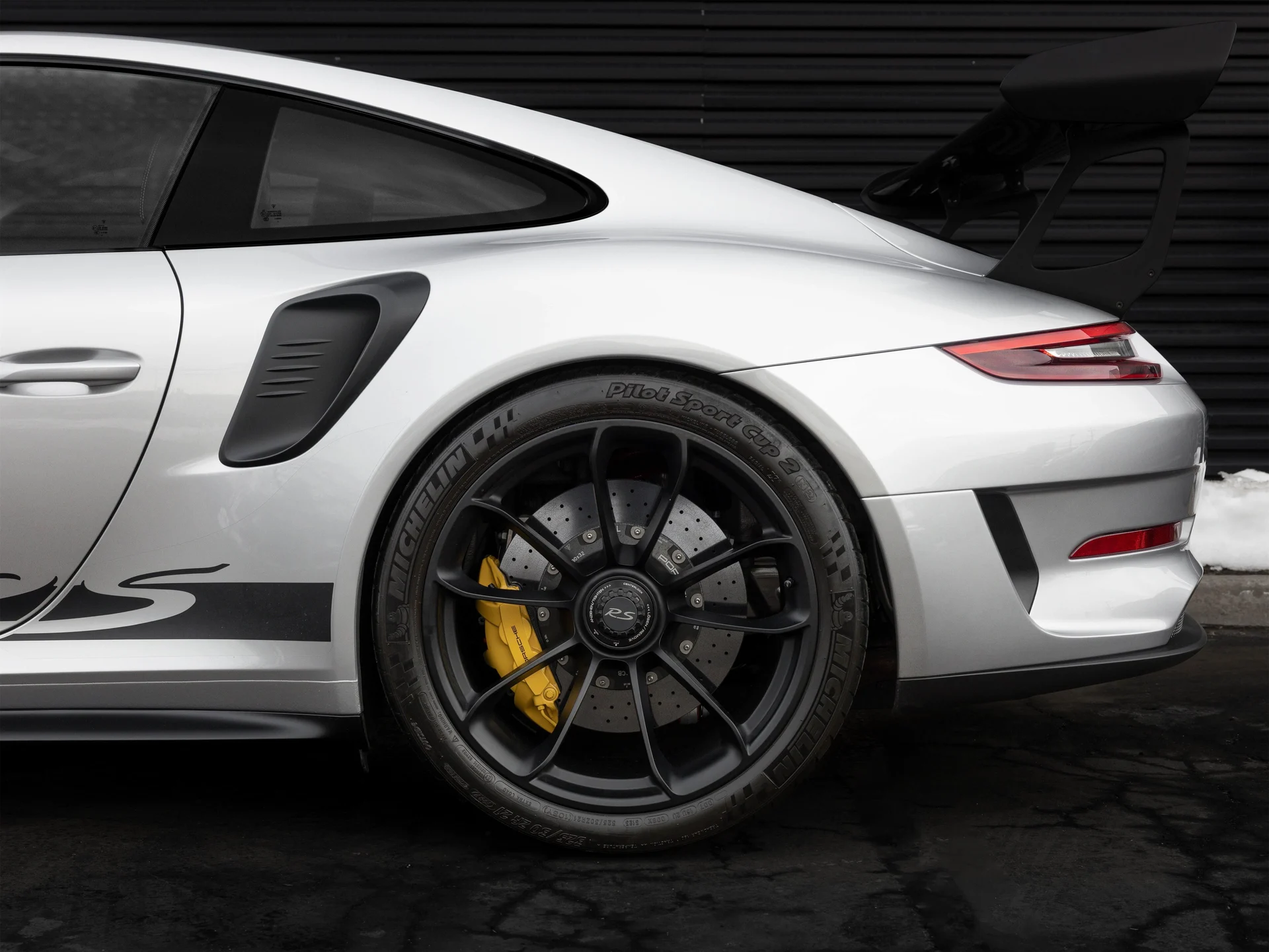 mph012_3582096258_1a48cca7645632a1be8dc1c6ac911760_808124624c