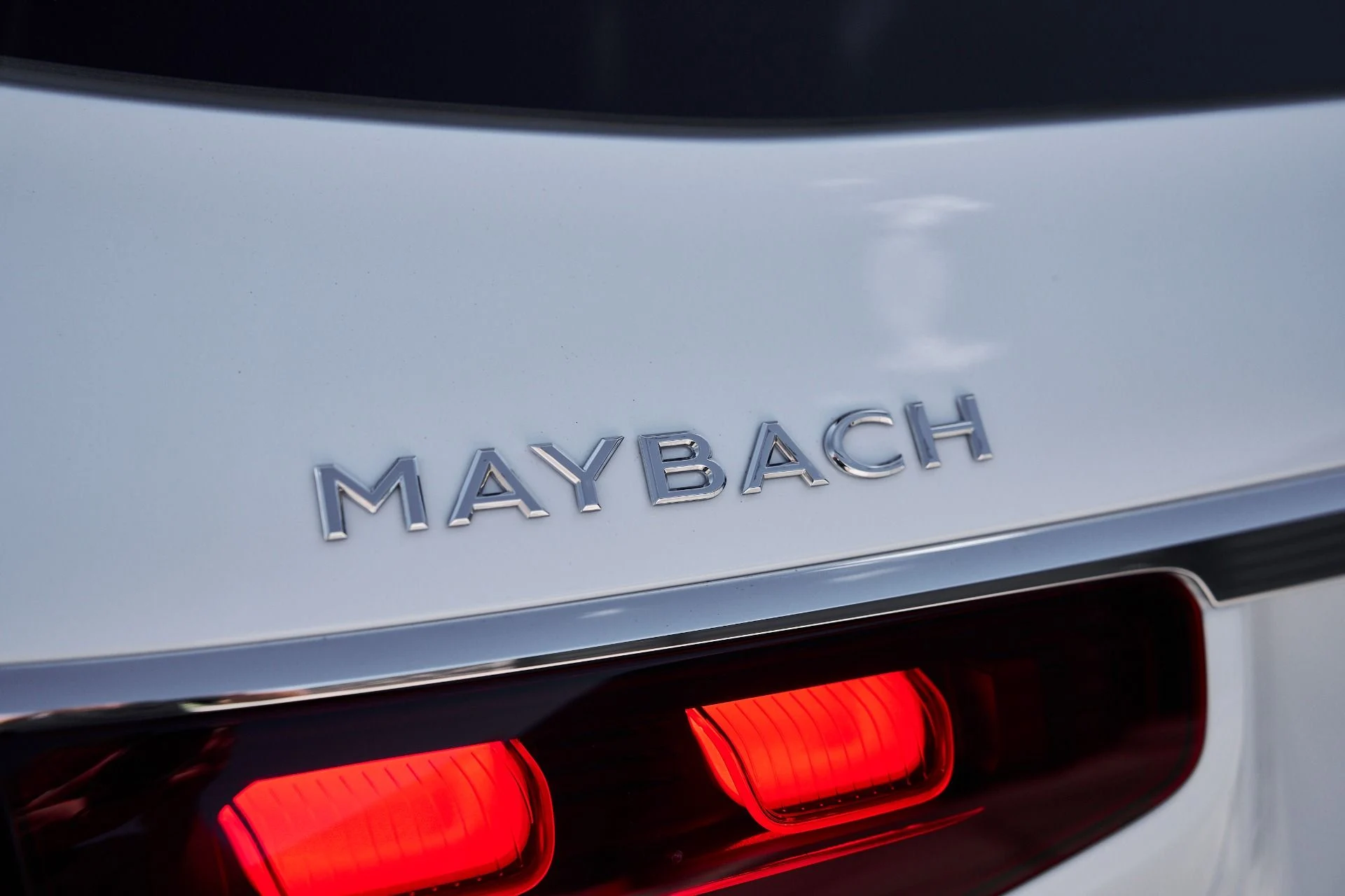 mph012_3582591894_Used_2025_Mercedes_Benz_GLS_Maybach_GLS_600_1759509777_efe2fa426e