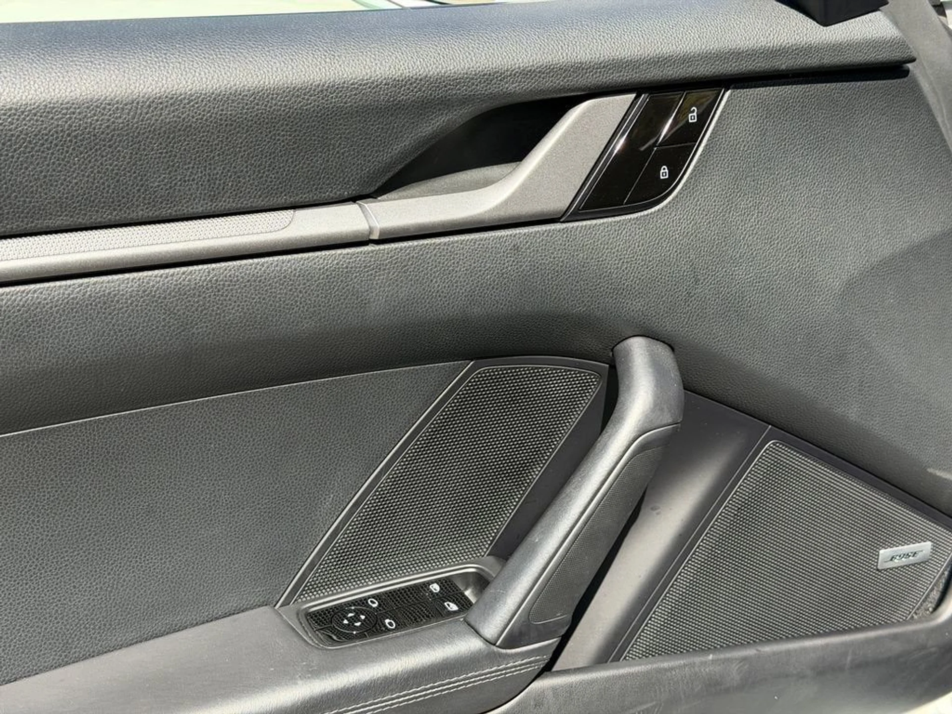 mph012_3592204069_03ecb62306e74fa2a6aaf1f7e42725b7_8e9ca40ef4