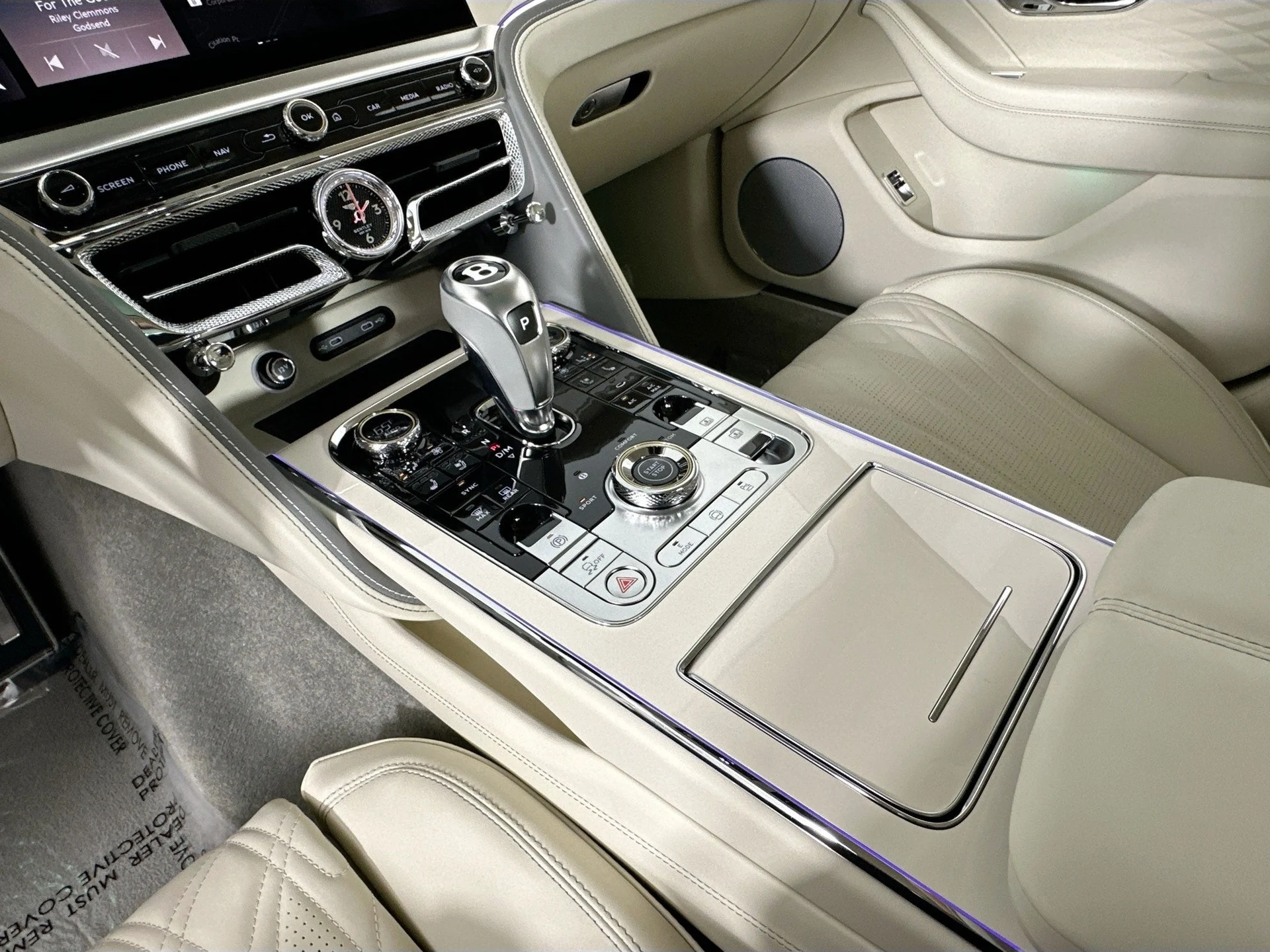 mph012_3593670370_13_c7579505cf