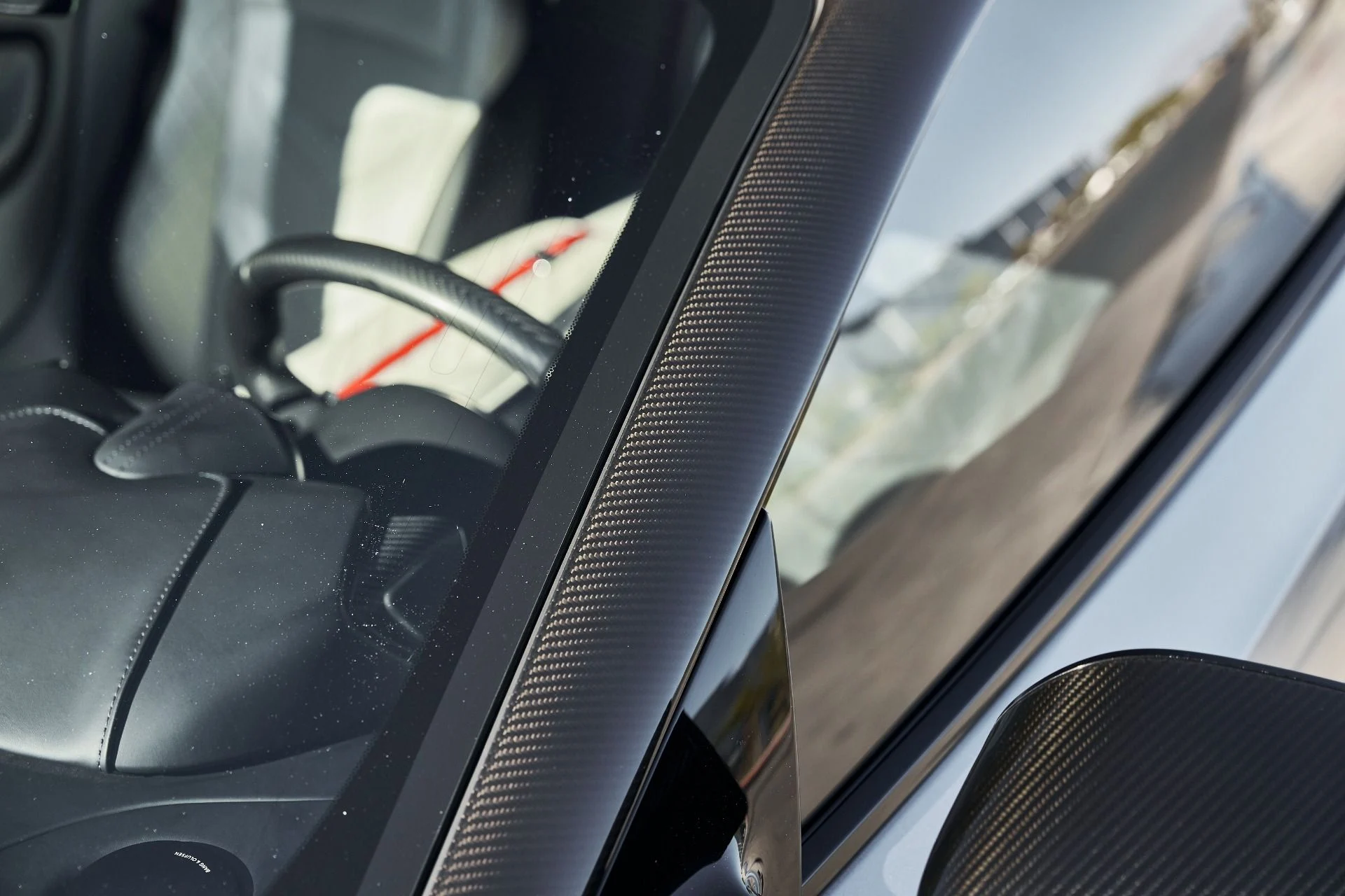 mph012_3594525518_Used_2023_Aston_Martin_DBS_Volante_1768876918_f8edd3a178