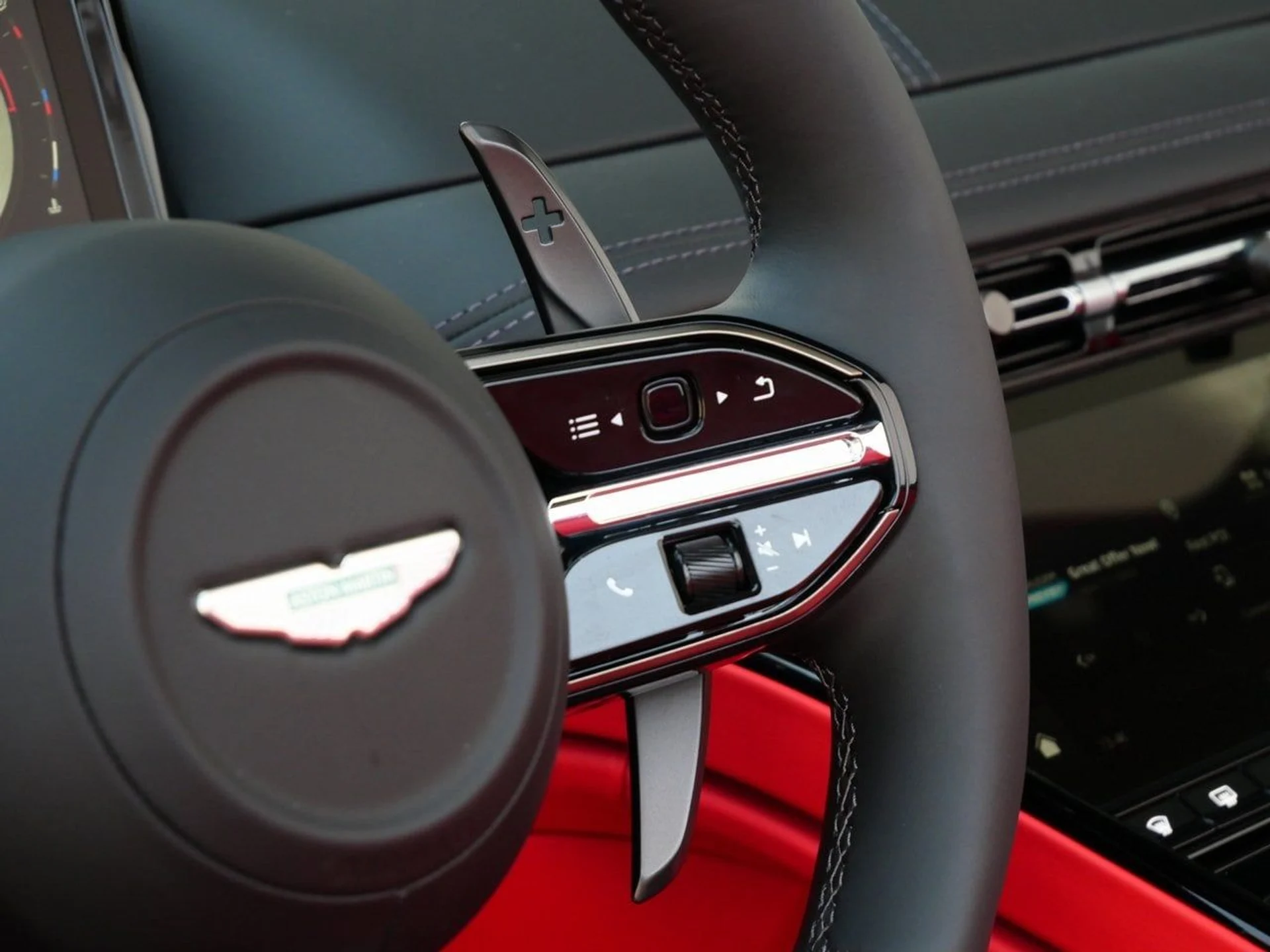 mph012_3596614073_1680b4a22290aeab63dca13e0184543ex_3aef096c86