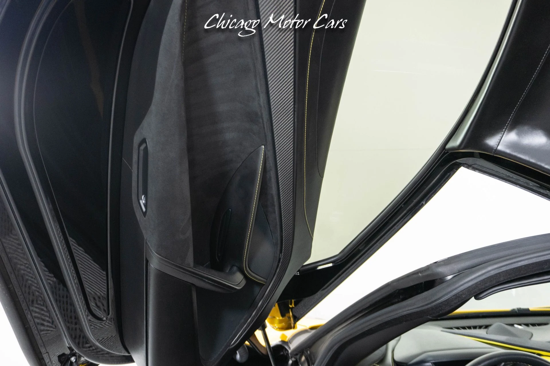 mph012_3605396084_13305_p13_l_bf384e4523