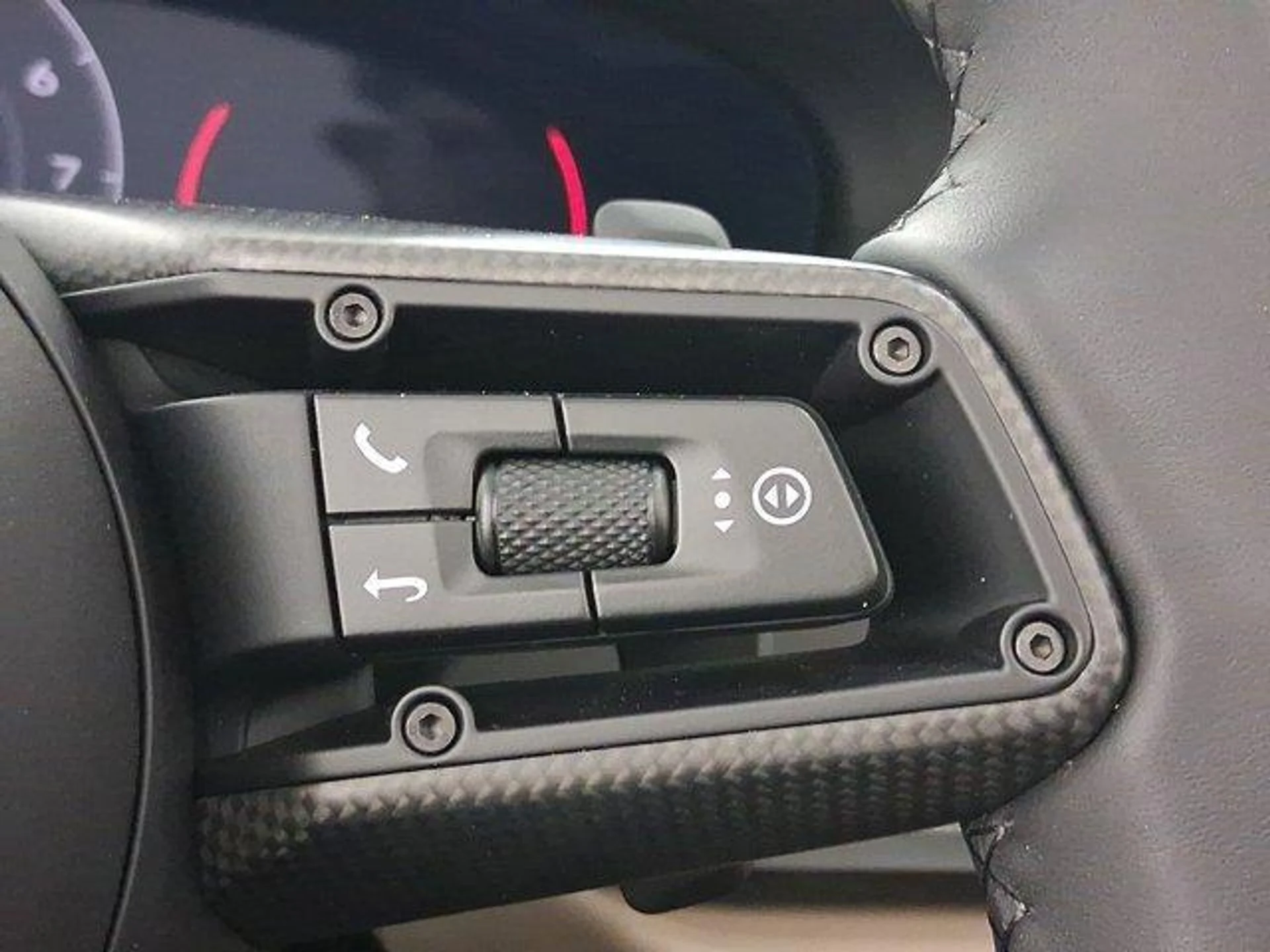 mph012_3606044015_STJOU_112ffjy_D6_Kd72_K4_E_Fs0tmw_0d458a2f98