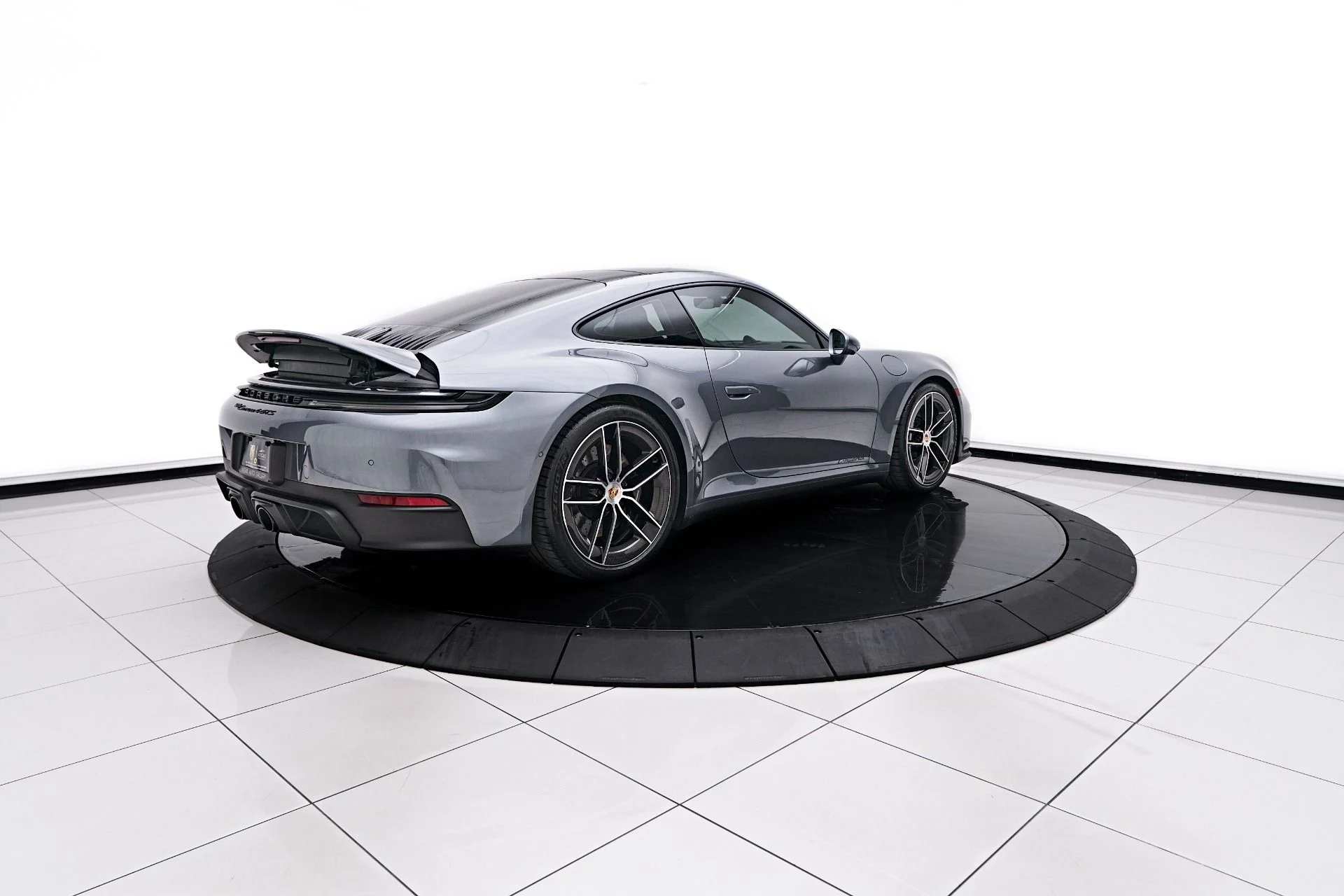 mph012_3608258460_Used_2025_Porsche_911_Carrera_4_GTS_1755103628_8a00a3ce15