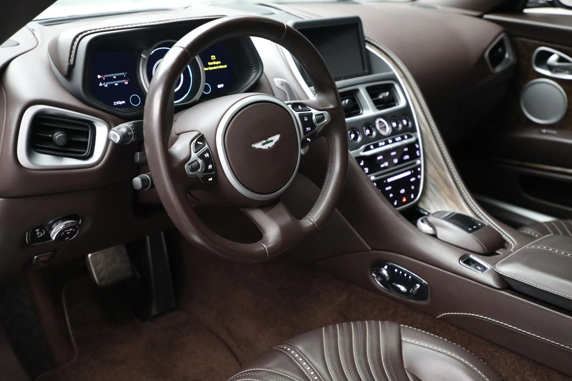 mph012_3622810666_Used_2018_Aston_Martin_DB_11_V8_0702dc72d8