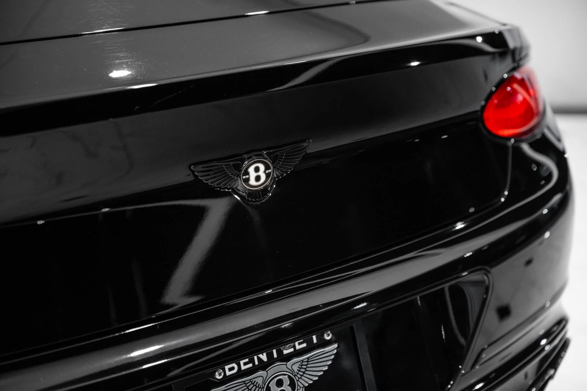 mph012_36234128_Used_2020_Bentley_Continental_GT_V8_1783358622_d885de2360
