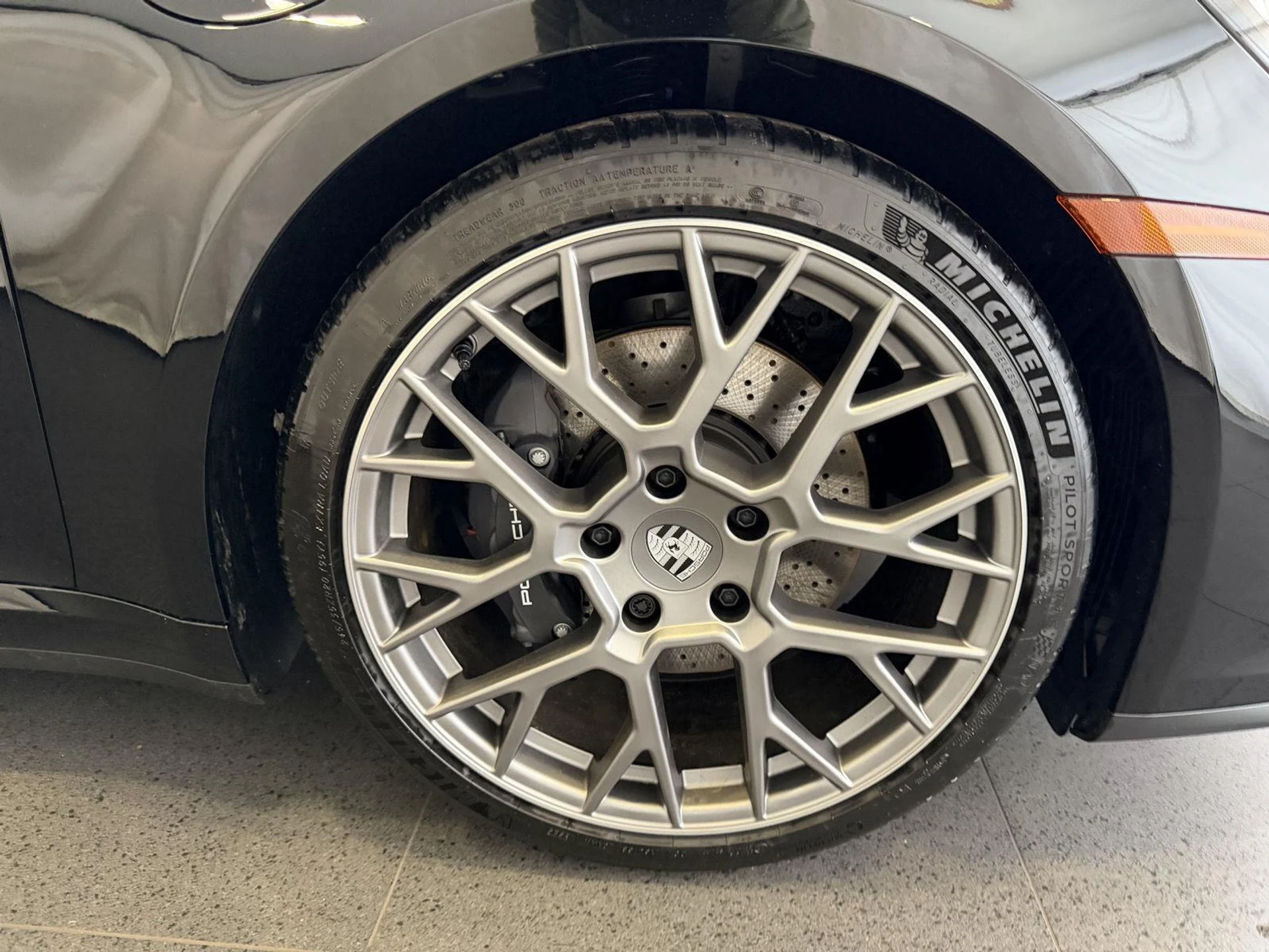 mph012_362391044_bf6ba262263c98c3a35c2169bca408cbx_7a9e37215b