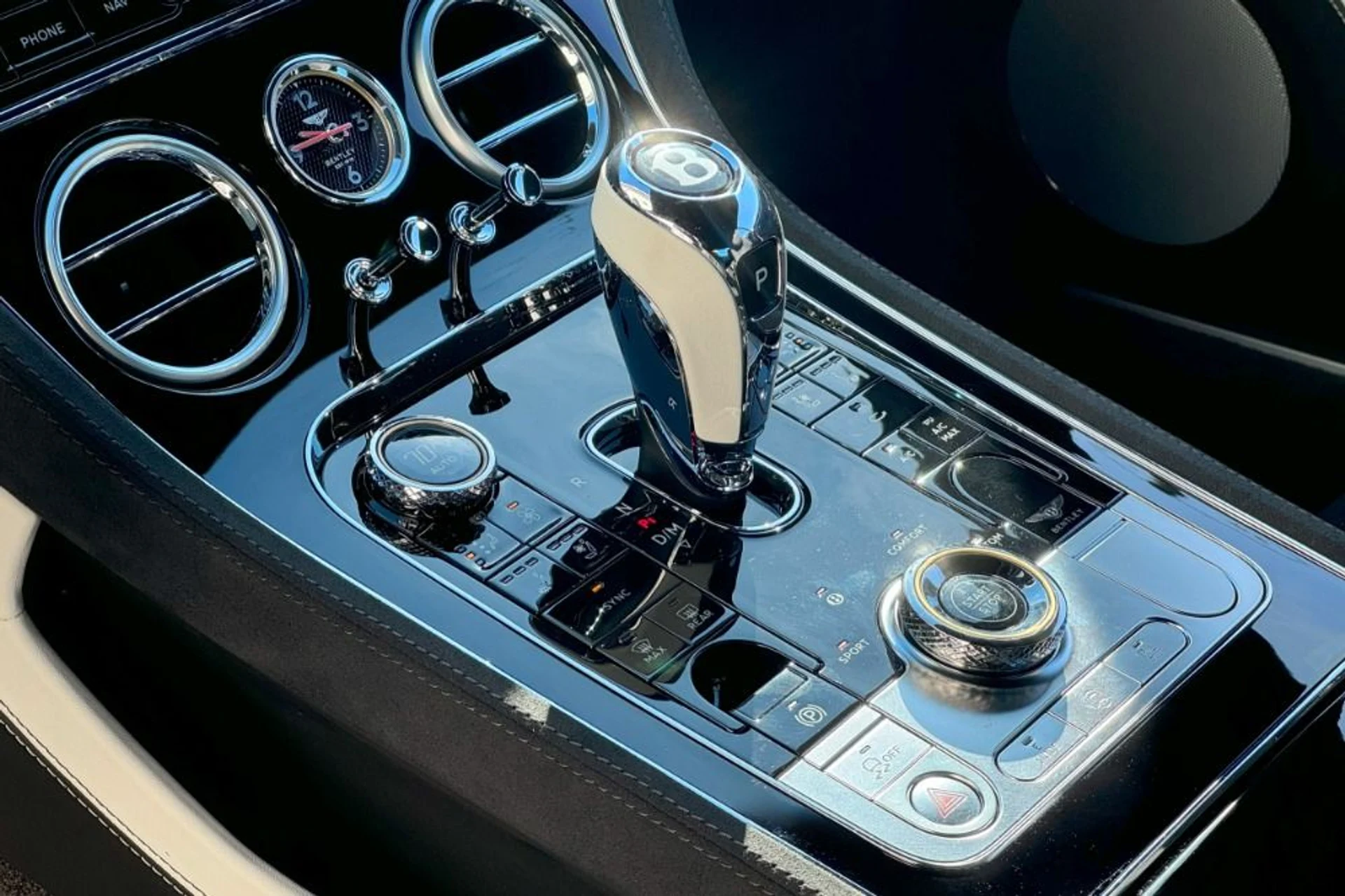 mph012_3630759331_Used_2025_Bentley_Continental_GT_Speed_1775062902_a253f284aa