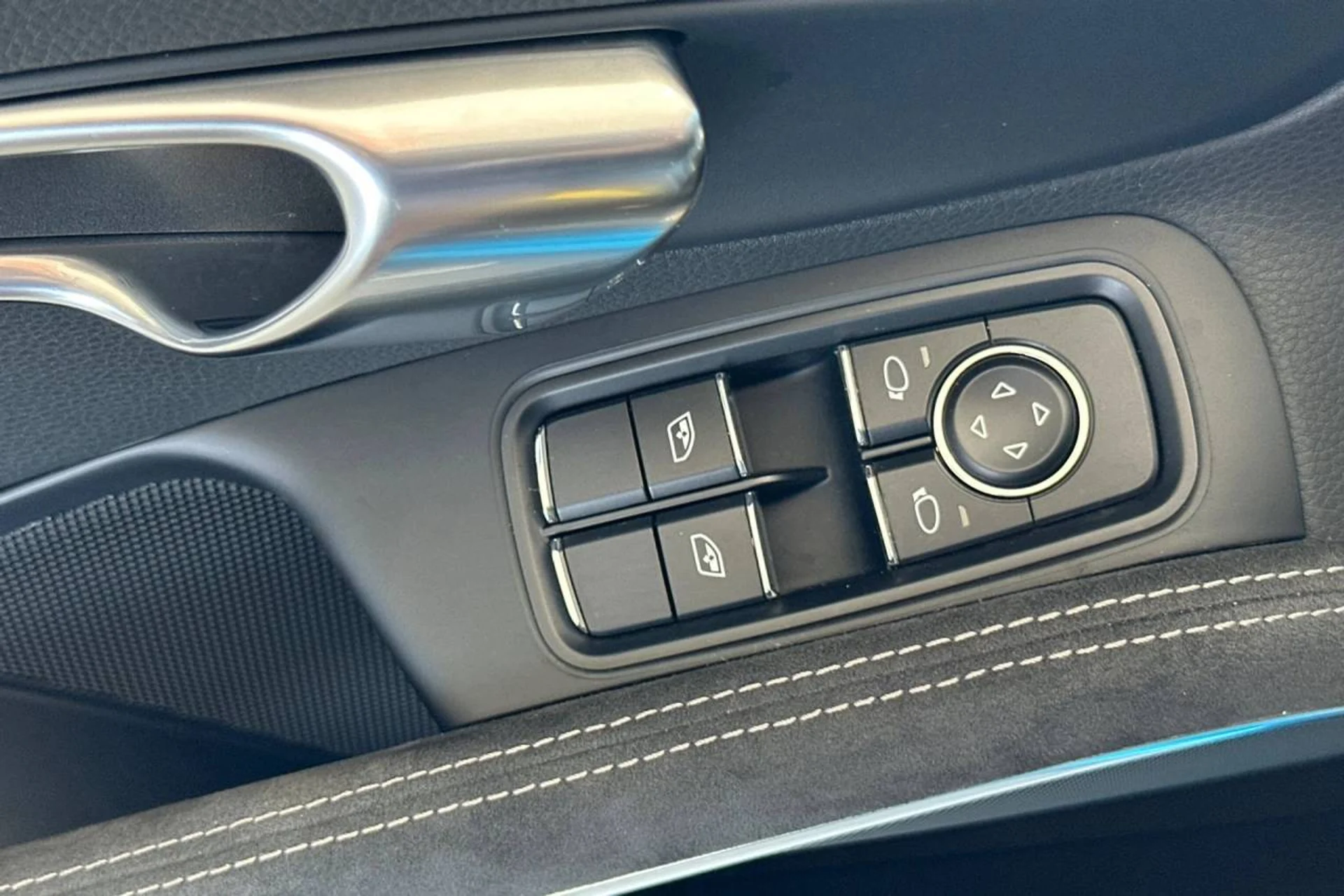 mph012_3631728665_1280_fde4f4b230