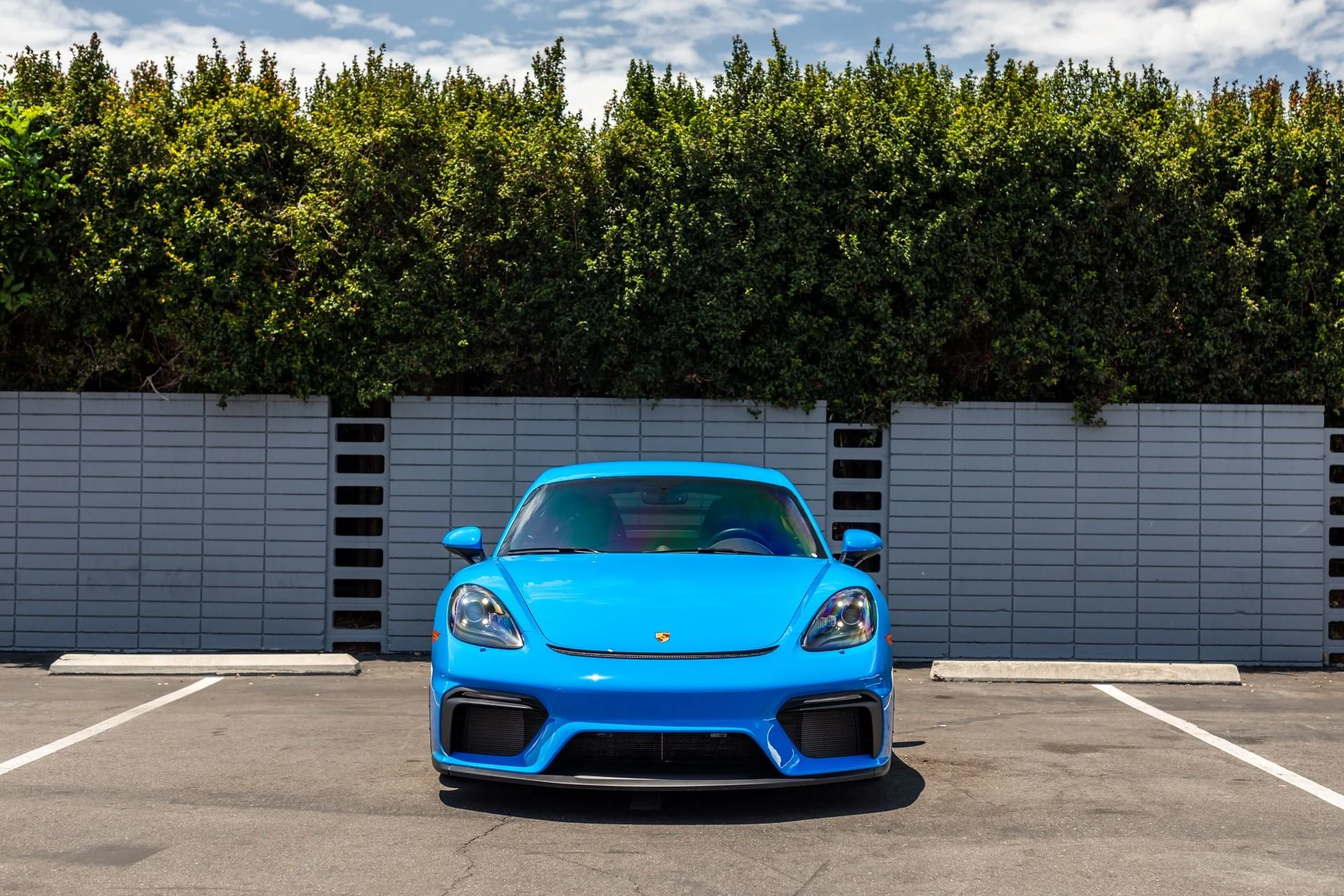 mph012_3638160693_Used_2023_Porsche_718_Cayman_GT_4_1721258203_7a5a85649a