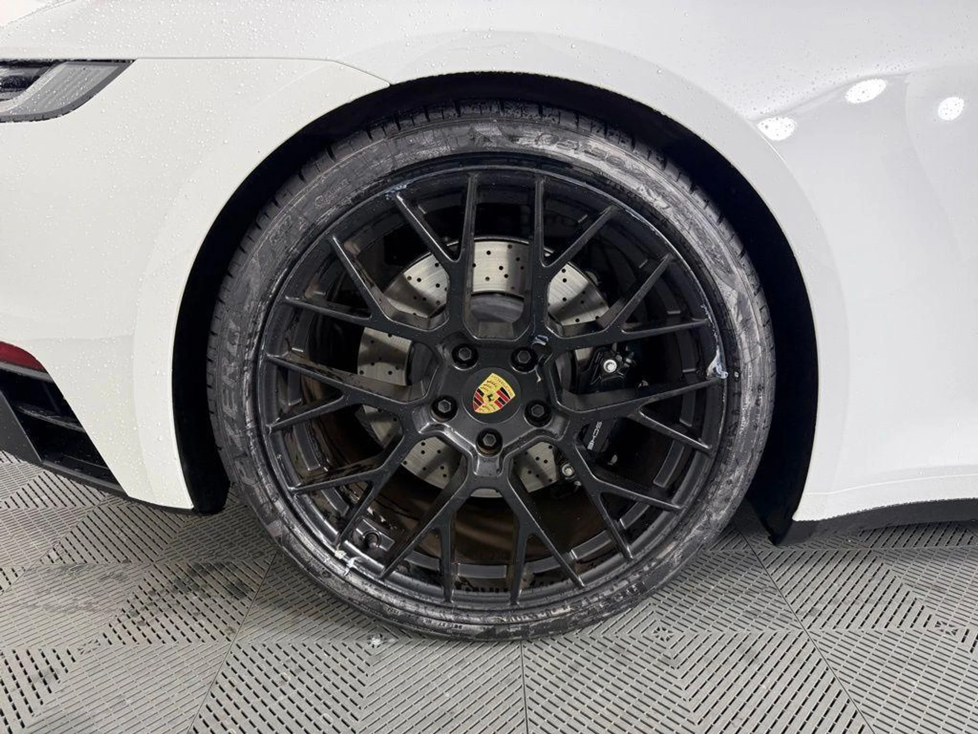 mph012_3645294703_Xx_VG_6_Ec8d_UV_Tlj_PY_0o5j_Mmdle_Q_920561b203