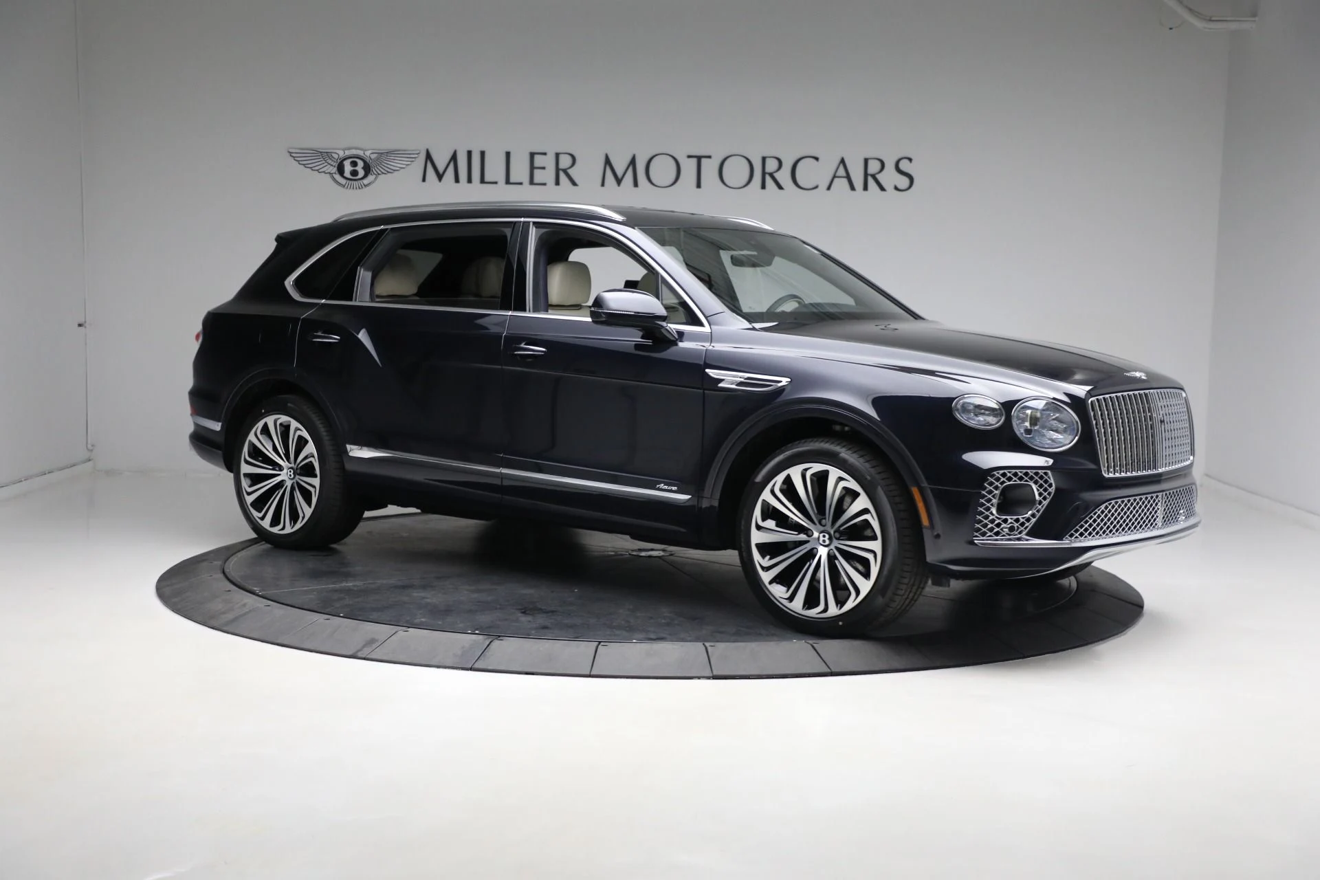 mph012_3647069323_Used_2023_Bentley_Bentayga_EWB_Azure_4a7df08b32