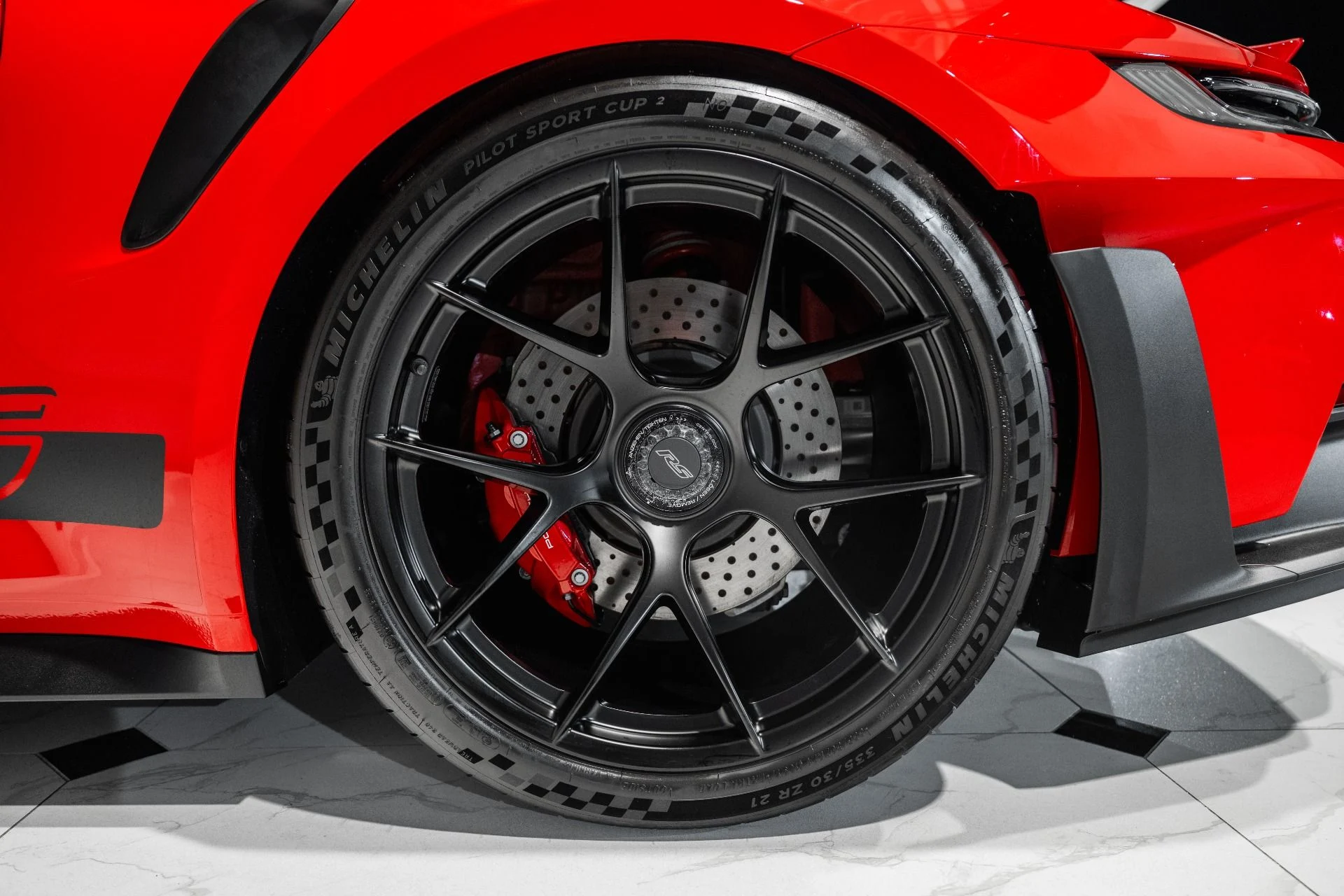 mph012_3647375708_Used_2024_Porsche_911_GT_3_RS_1761665497_f9bf3aaaaa