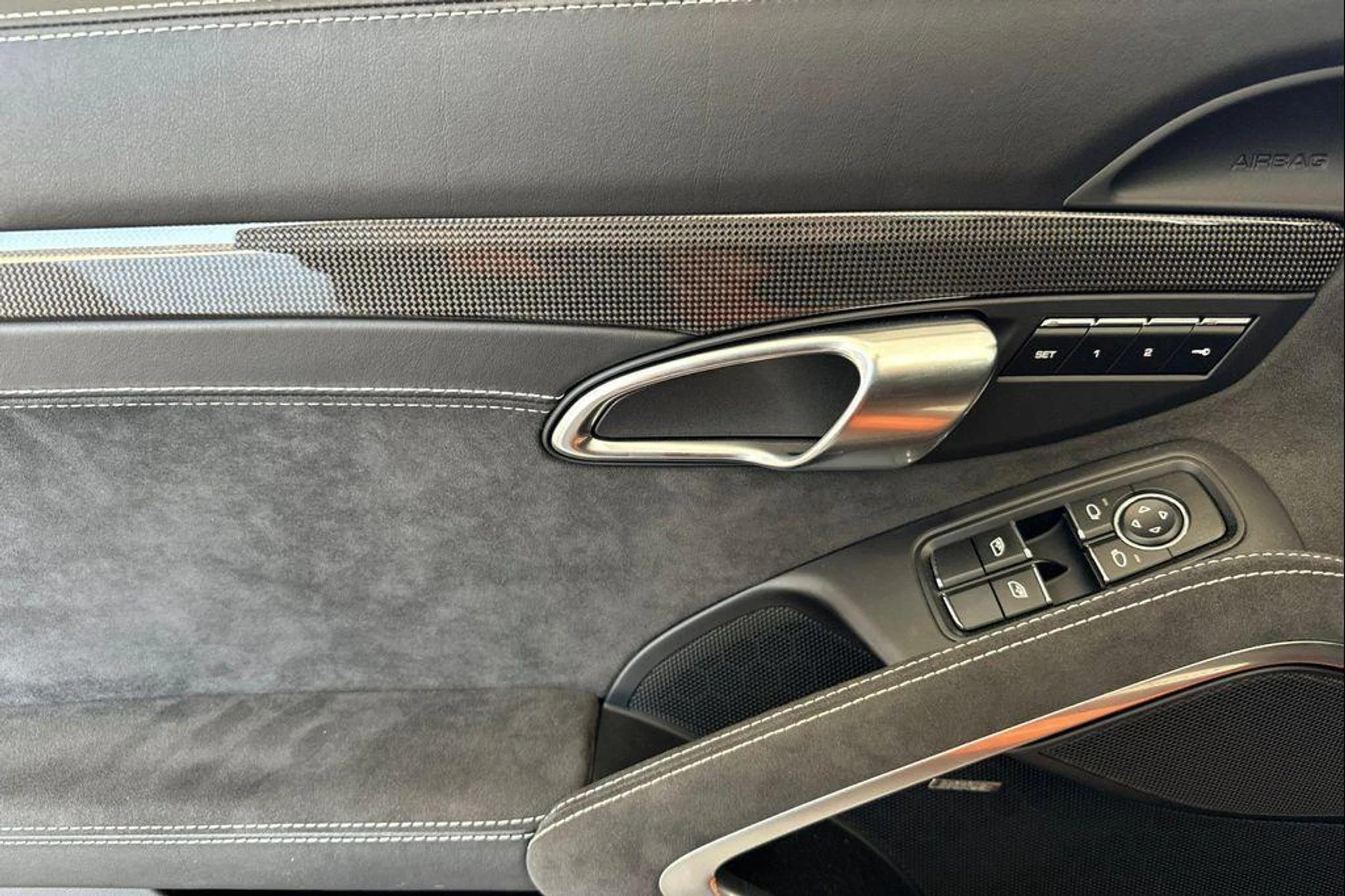 mph012_3658216564_Lf_Nfmo_Rw1_Y_Gio0x_Jn5_QNIS_2_c_IE_2aa96ccea1