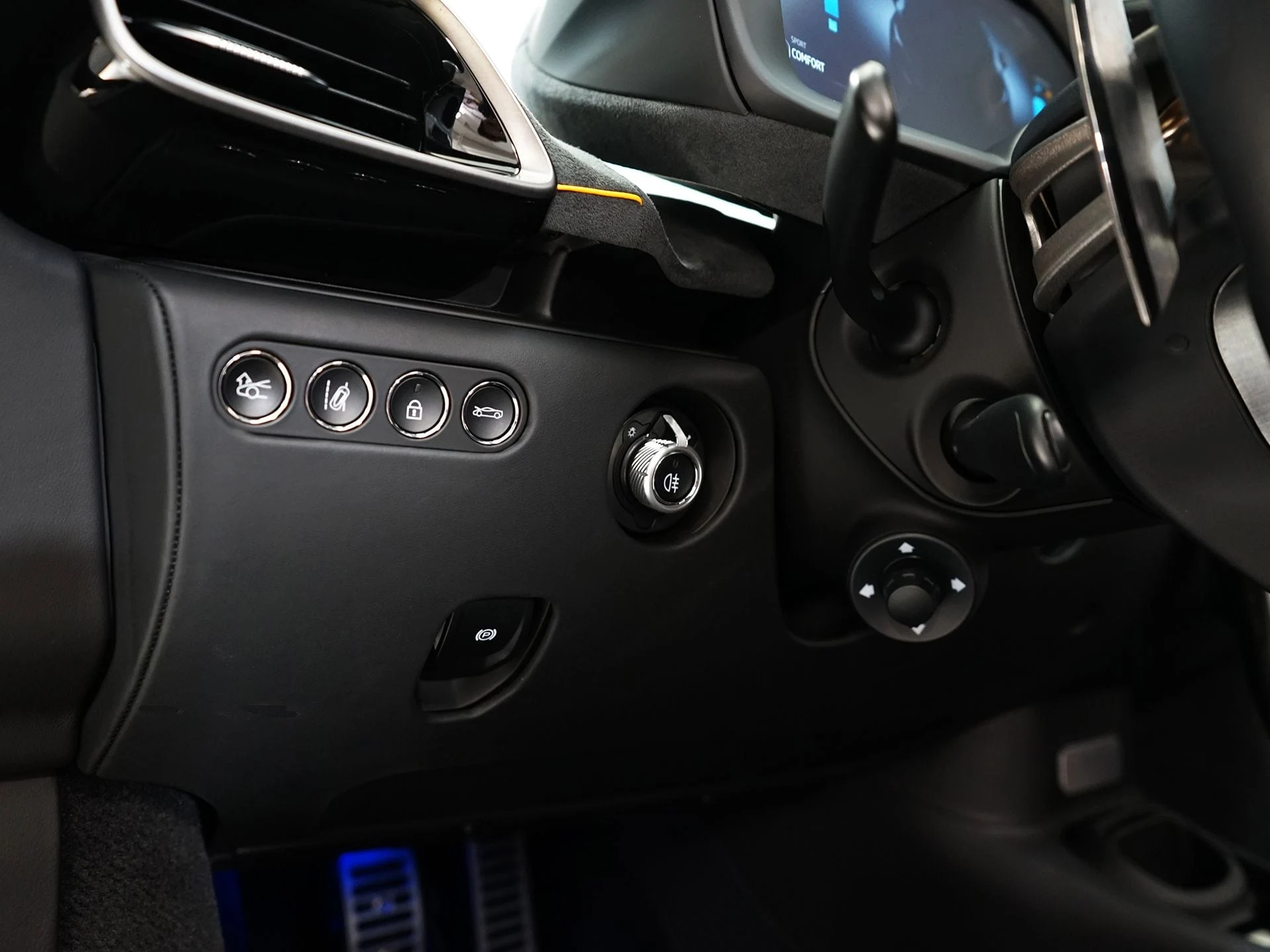 mph012_3658974966_49c919f35f9715b20609cd458661634bx_449b80d52e