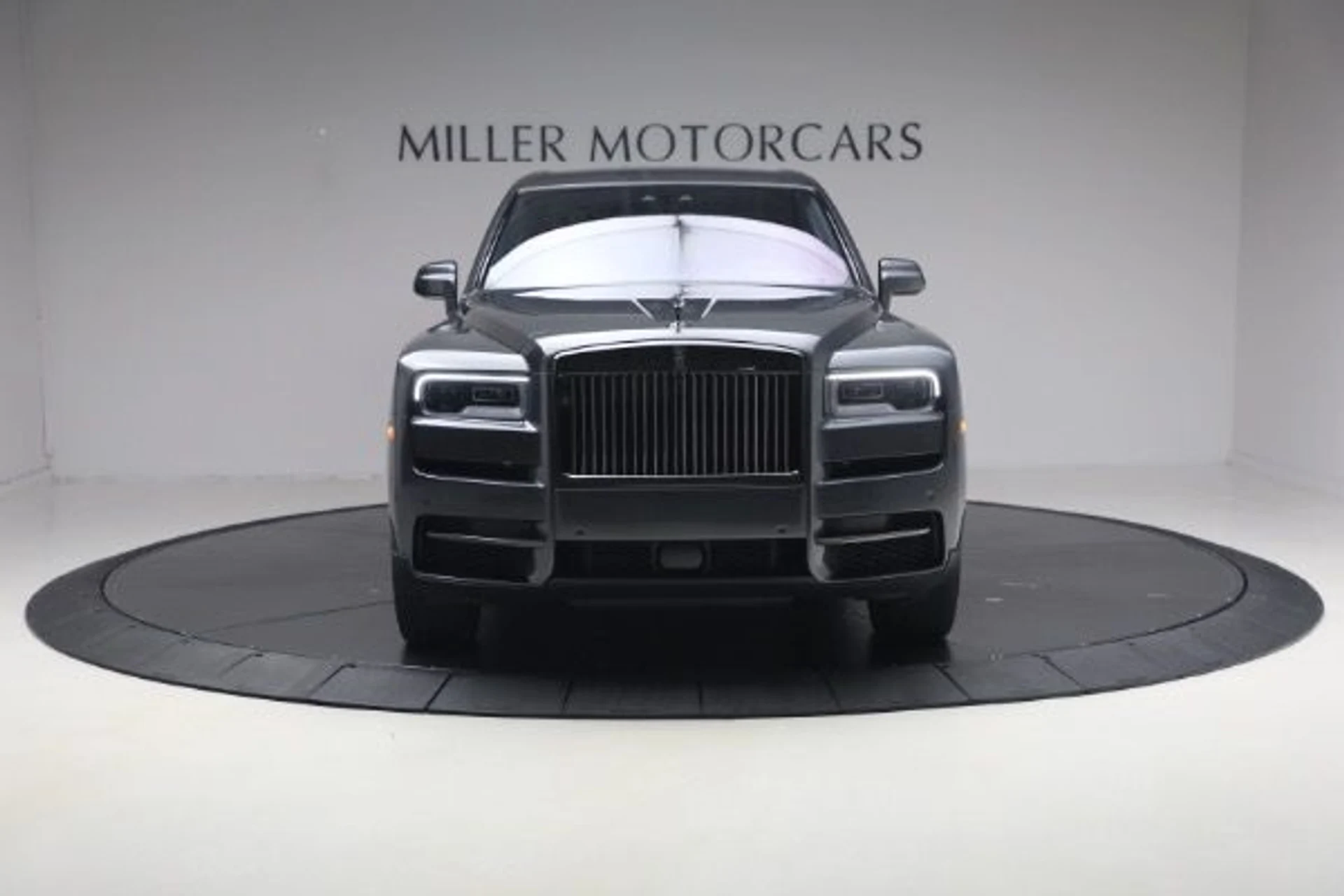 mph012_3670811519_Used_2022_Rolls_Royce_Black_Badge_Cullinan_ef55ce870d