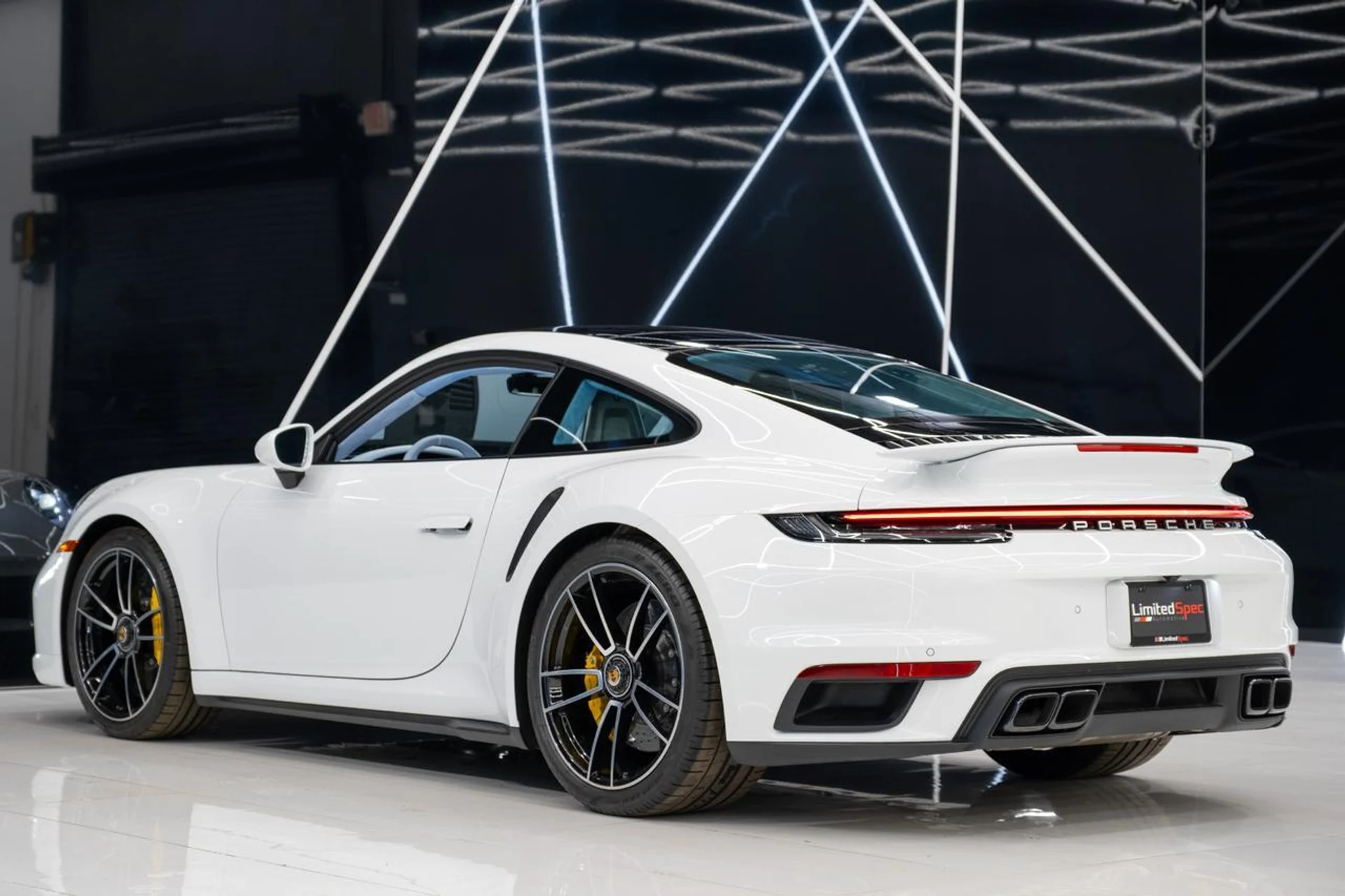 mph012_3672998590_8a672499e87e54ceda7bc7de9e04836b_179c631231