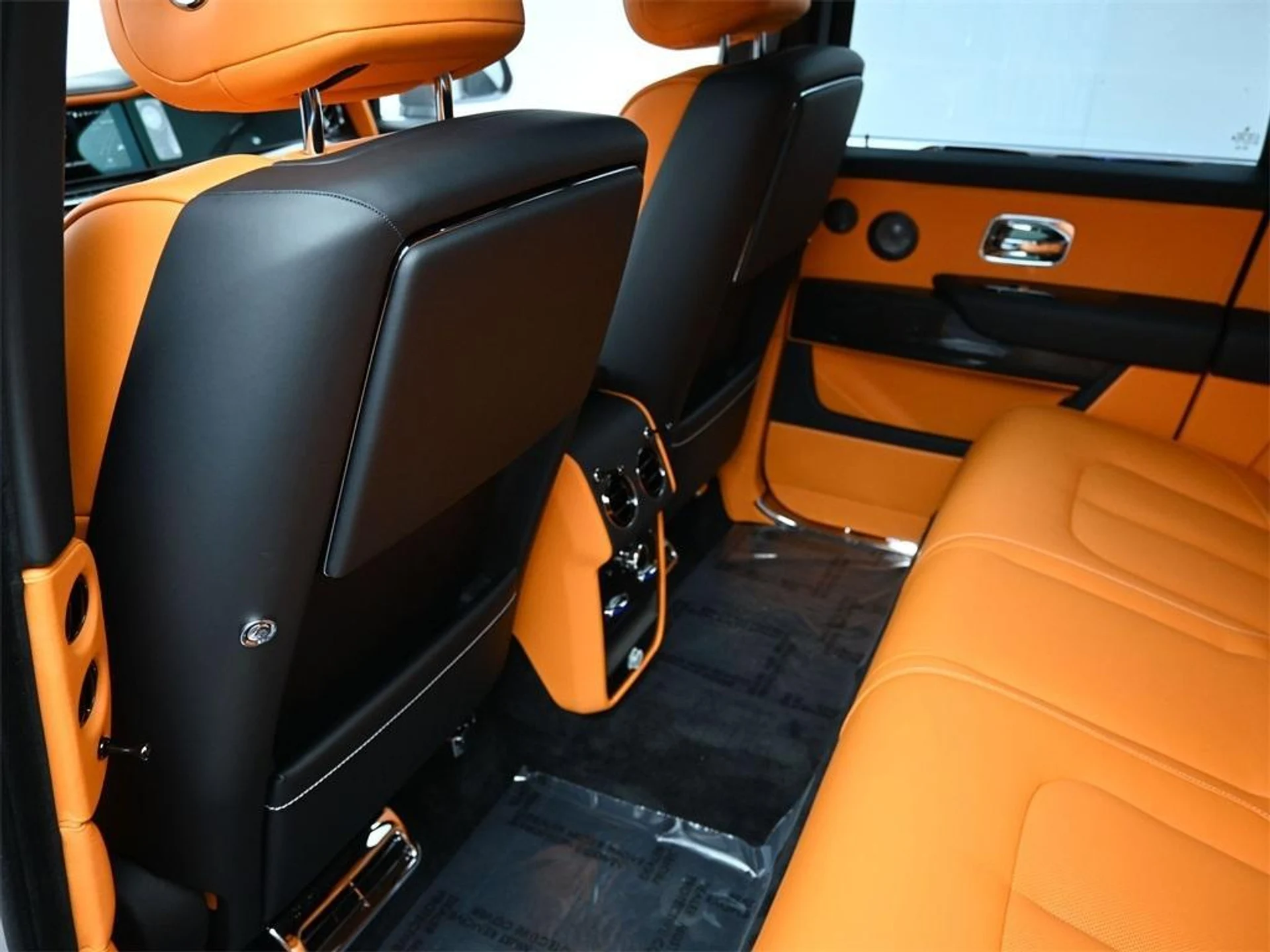 mph012_3675345849_0_E4_Yv_C9_YE_2_O_5_CT_5_A_Pd_TY_Vzg_Co_eb47477b2f