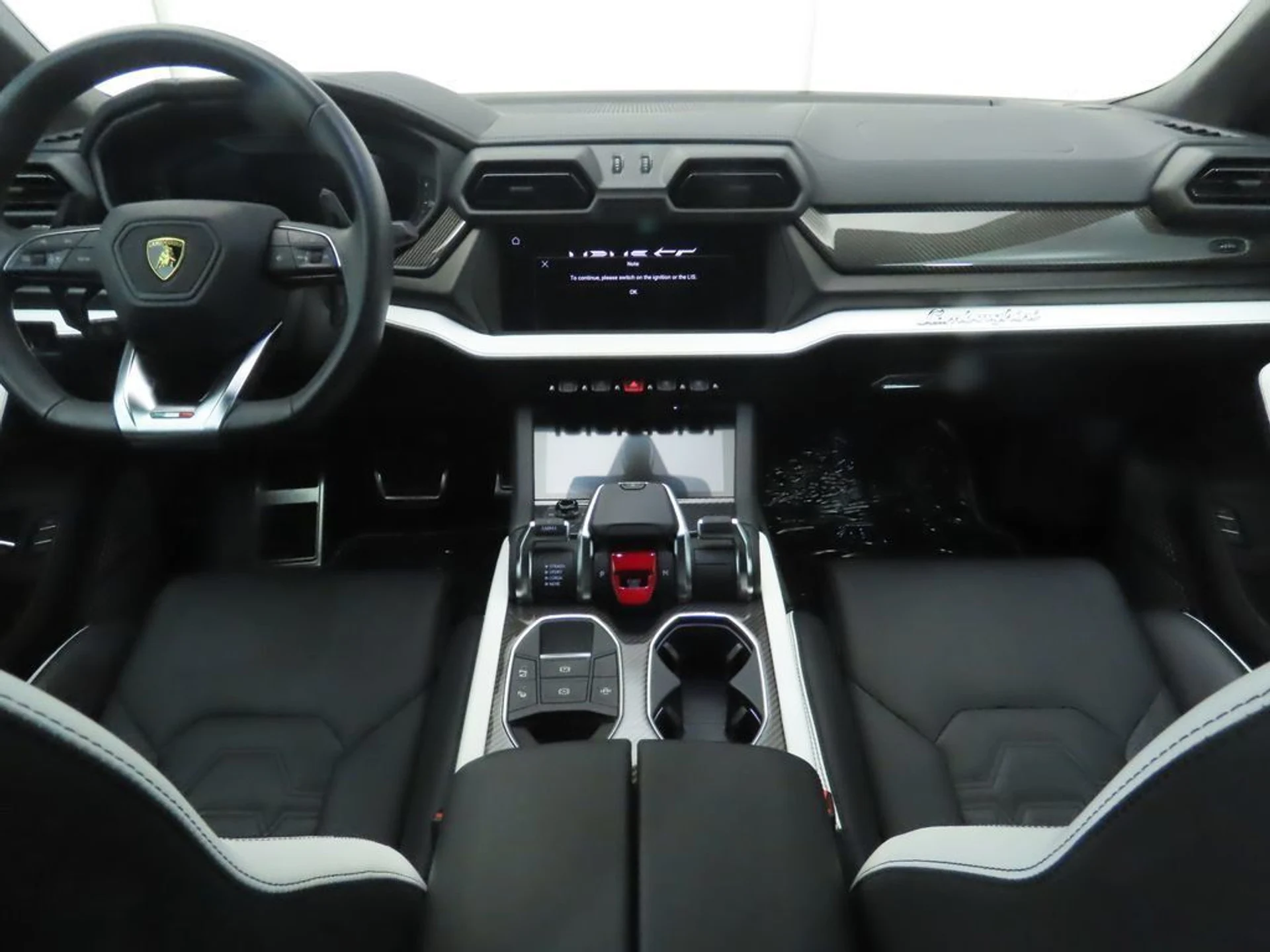 mph012_367674356_used_2025_lamborghini_urus_seawd_8119_22939626_13_1024_7c02e4985e