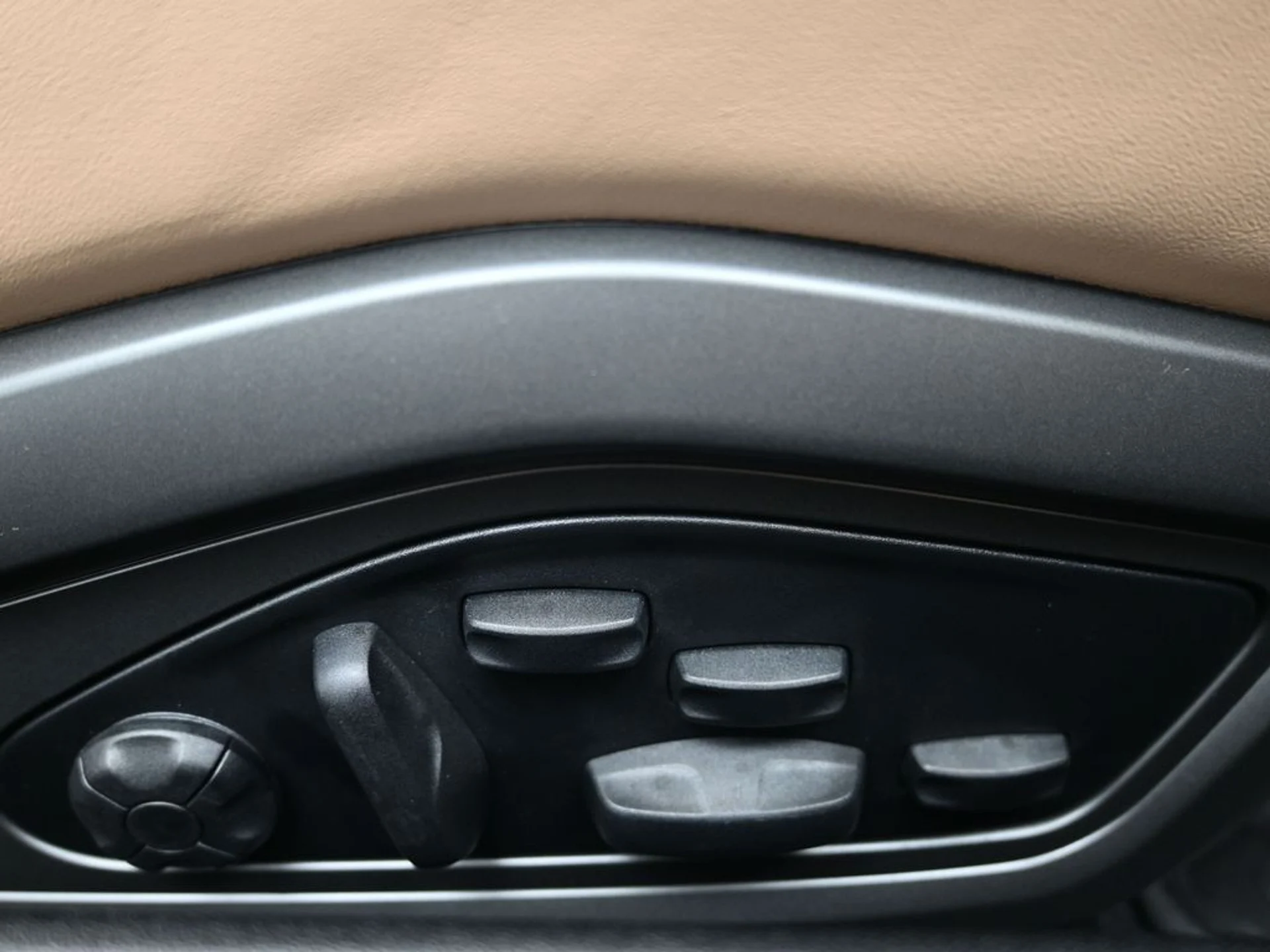 mph012_3685111059_93cee53d6312a23e2385666d9f323465x_89997c9c36