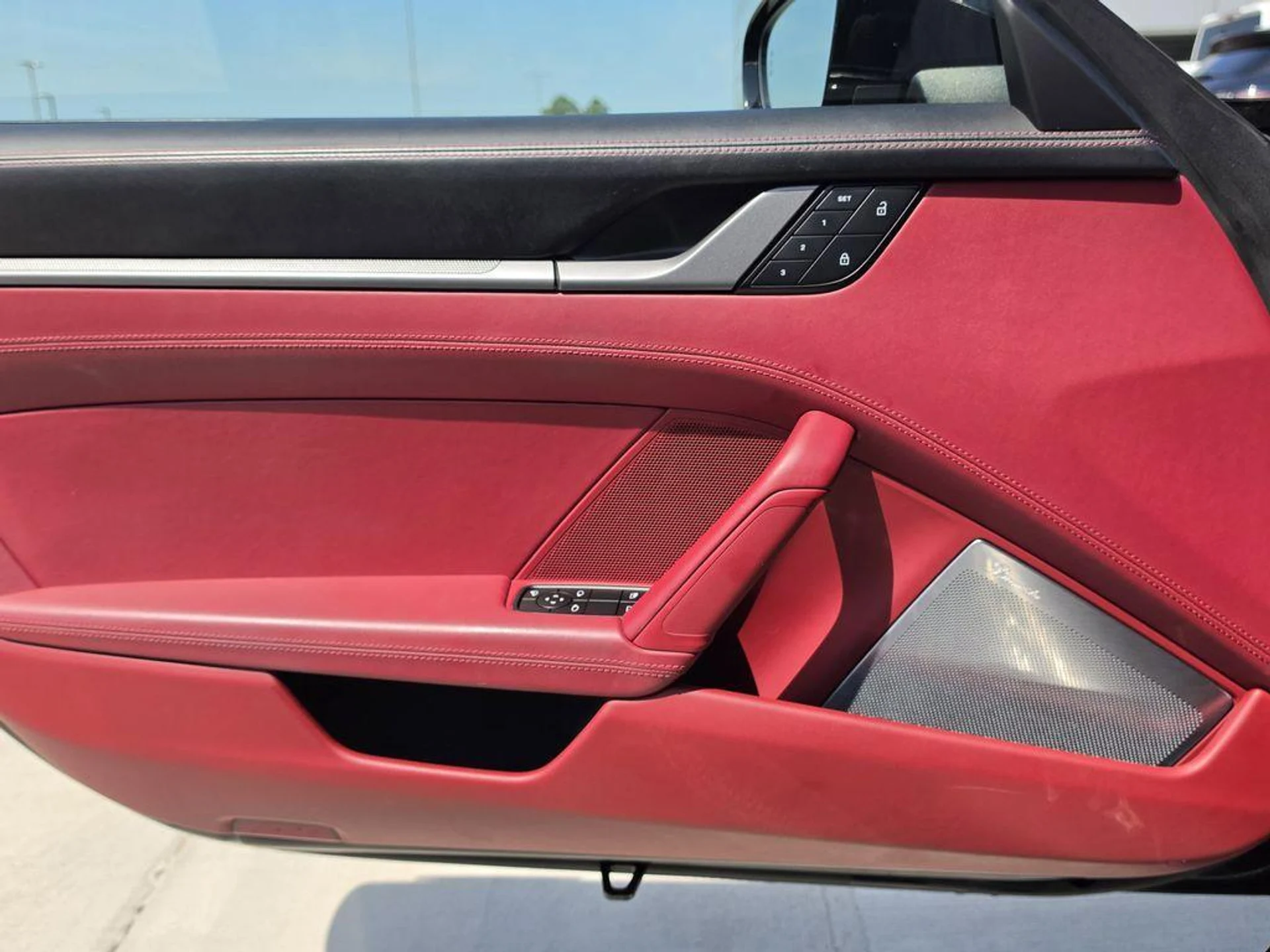 mph012_3687835002_id8_S0_BG_Jcw_XL_Xe_Tdd7_UOVV_Qwga_E_8c4f5d2942