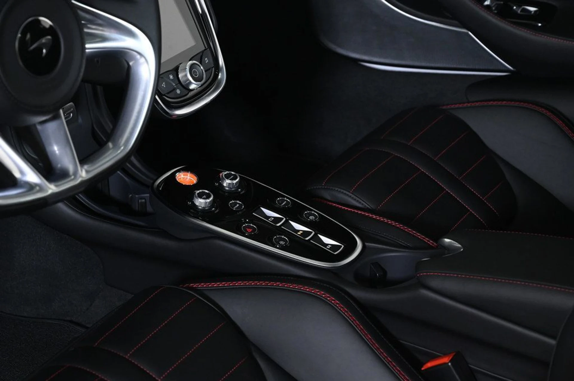 mph012_3688186435_new_2026_mclaren_gts_techluxcoupe_11350_22972747_13_1024_ea506f6eae